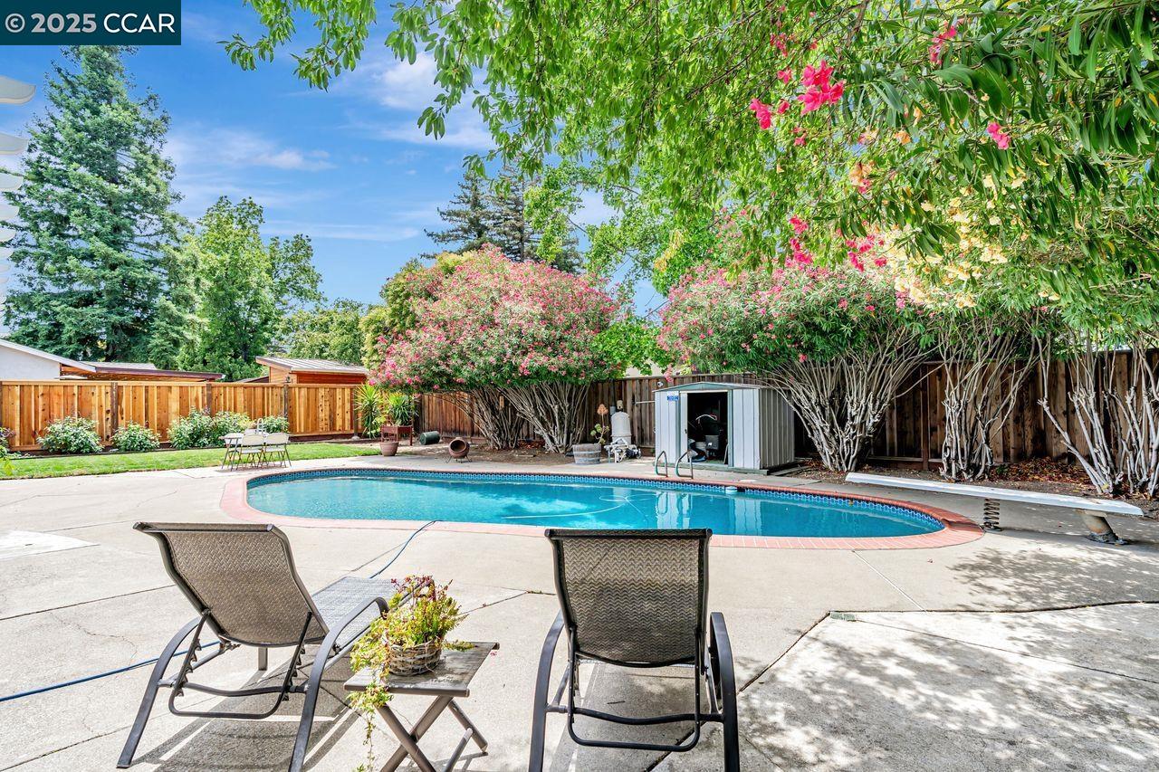 Concord, California, 94521, United States, 3 Bedrooms Bedrooms, ,2 BathroomsBathrooms,Residential,For Sale,1902059