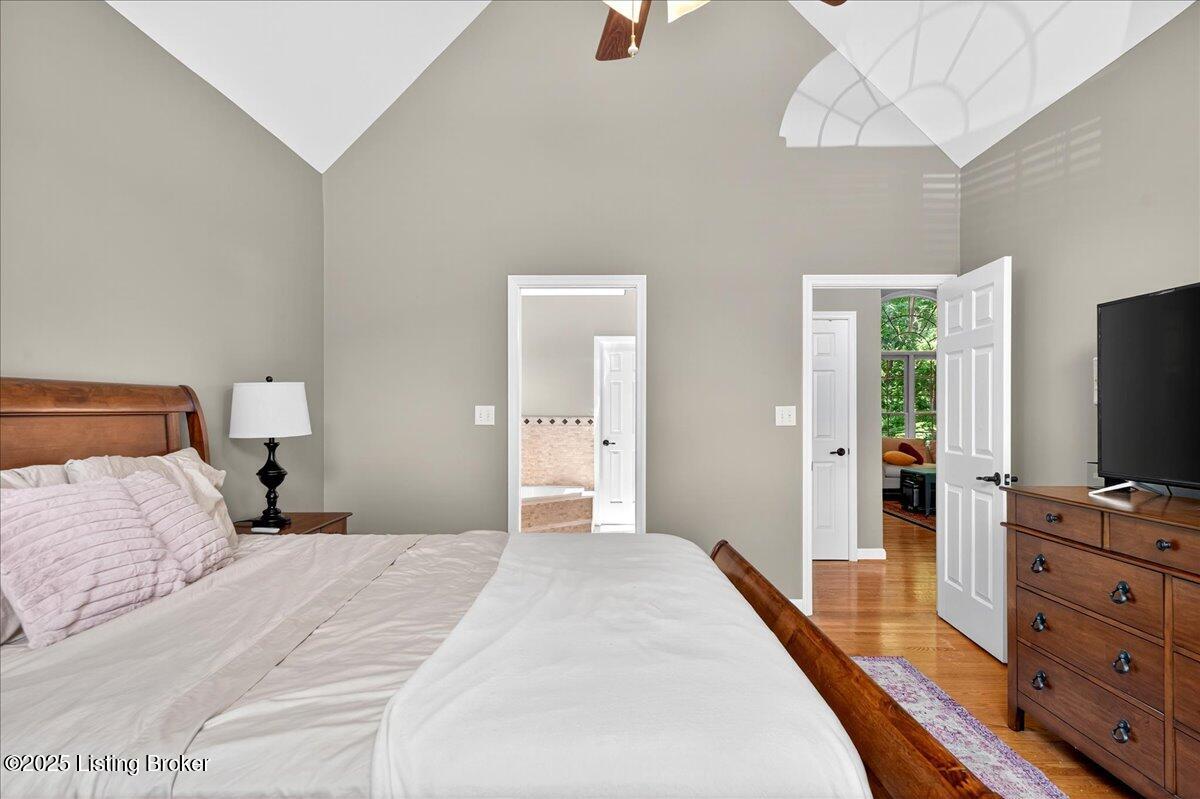 Louisville, Kentucky, 40214, United States, 4 Bedrooms Bedrooms, ,4 BathroomsBathrooms,Residential,For Sale,1911574