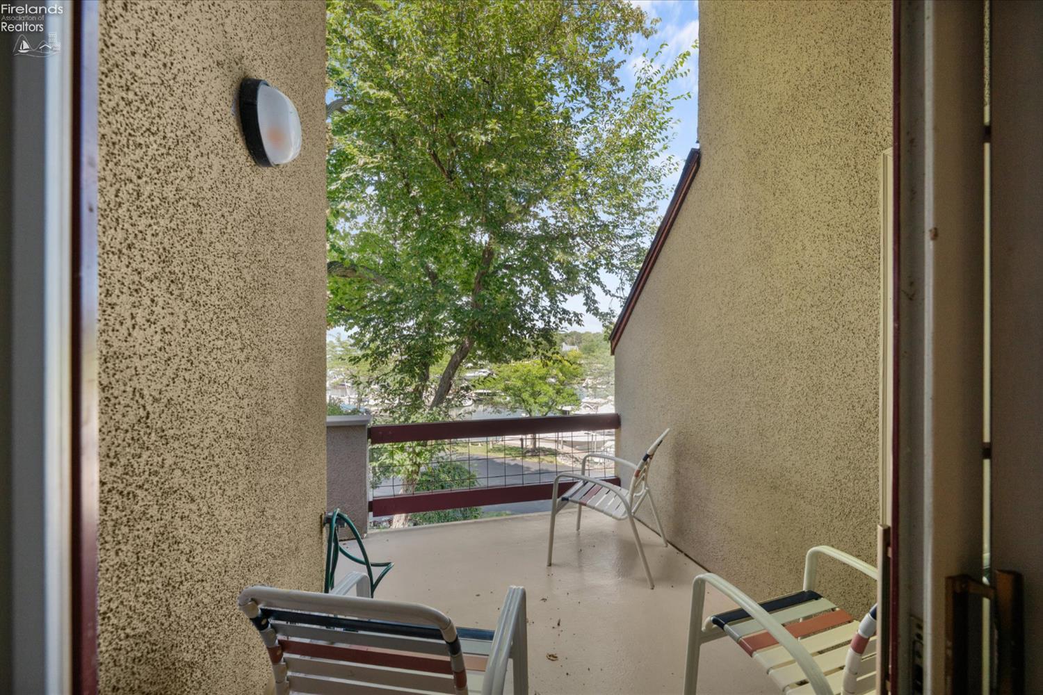 Port Clinton, Ohio, 43452, United States, 2 Bedrooms Bedrooms, ,3 BathroomsBathrooms,Residential,For Sale,1982032