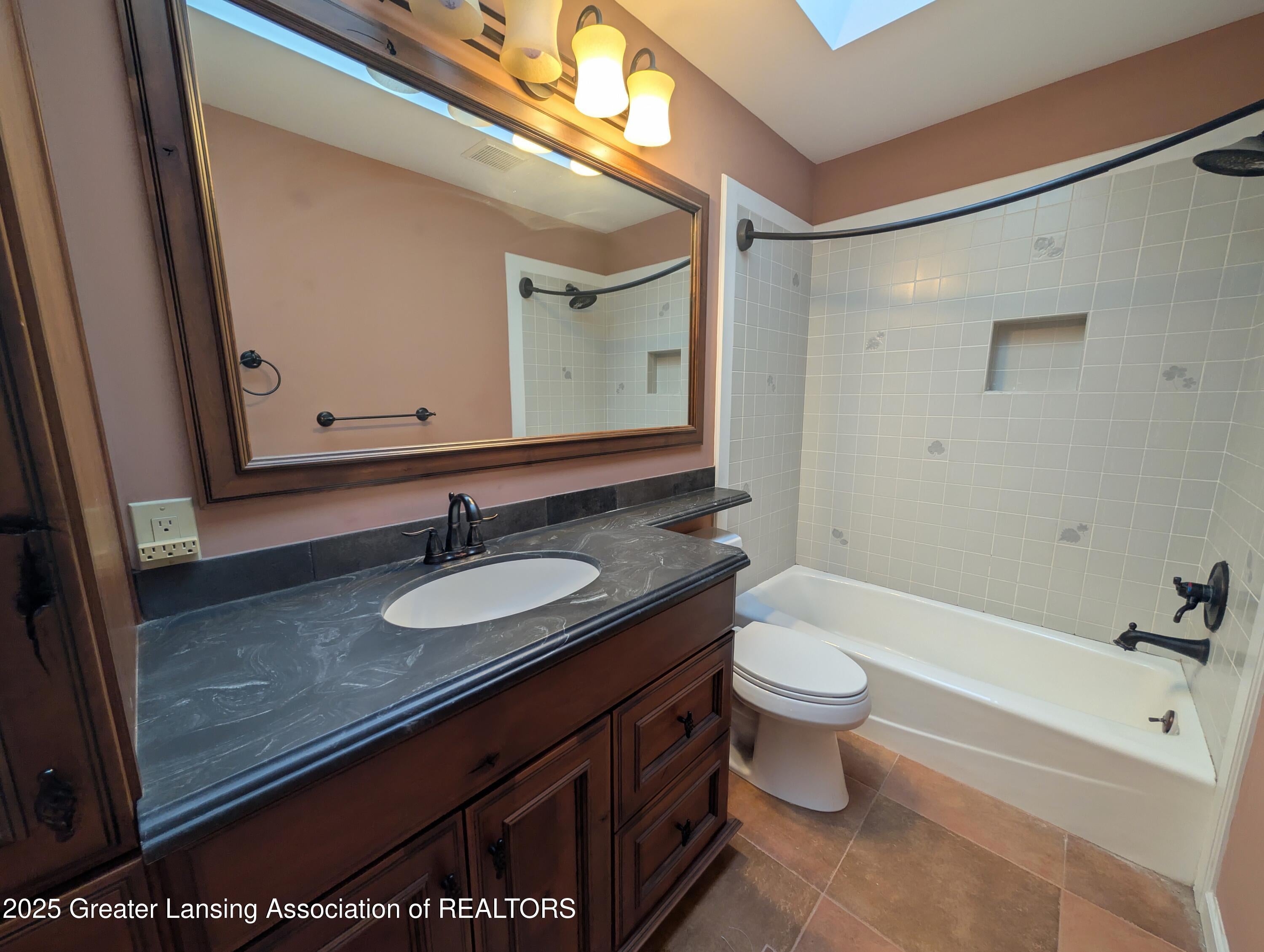 Haslett, Michigan, 48840, United States, 4 Bedrooms Bedrooms, ,4 BathroomsBathrooms,Residential,For Sale,1988994