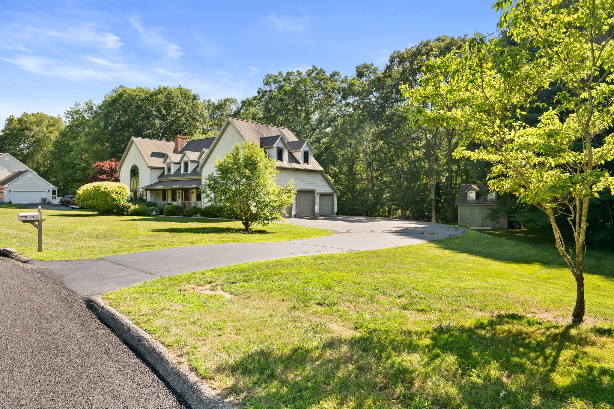 East Lyme, Connecticut, 06333, United States, 4 Bedrooms Bedrooms, ,3 BathroomsBathrooms,Residential,For Sale,1890617