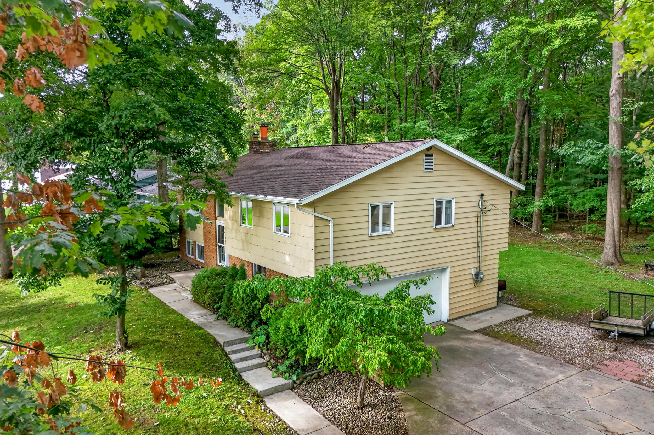 Cheboygan Dr, Muskegon, MI 49445 #1