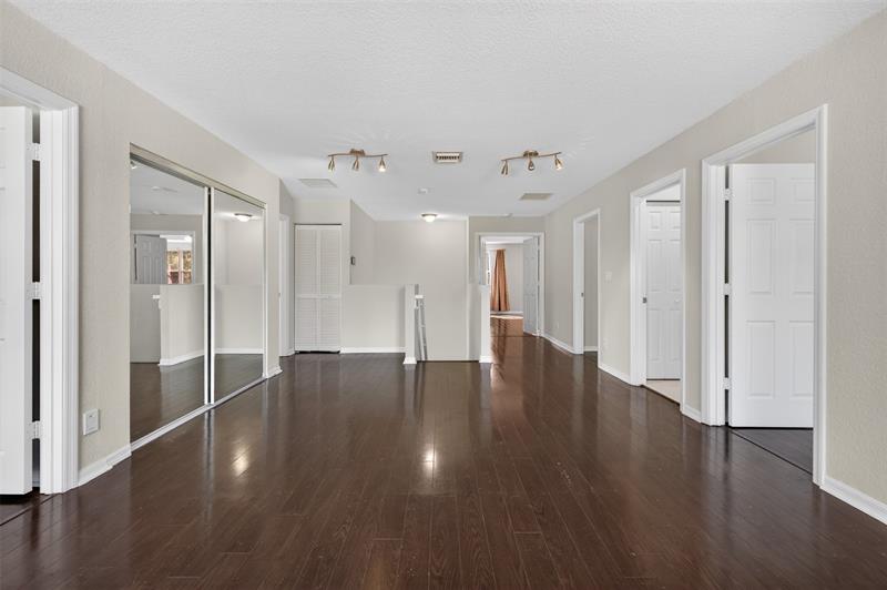 Weston, Florida, 33332, United States, 5 Bedrooms Bedrooms, ,4 BathroomsBathrooms,Residential,For Sale,2003132