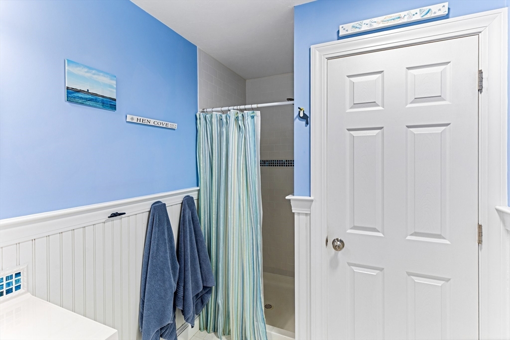 Bourne, Massachusetts, 02559, United States, 2 Bedrooms Bedrooms, ,2 BathroomsBathrooms,Residential,For Sale,1921886