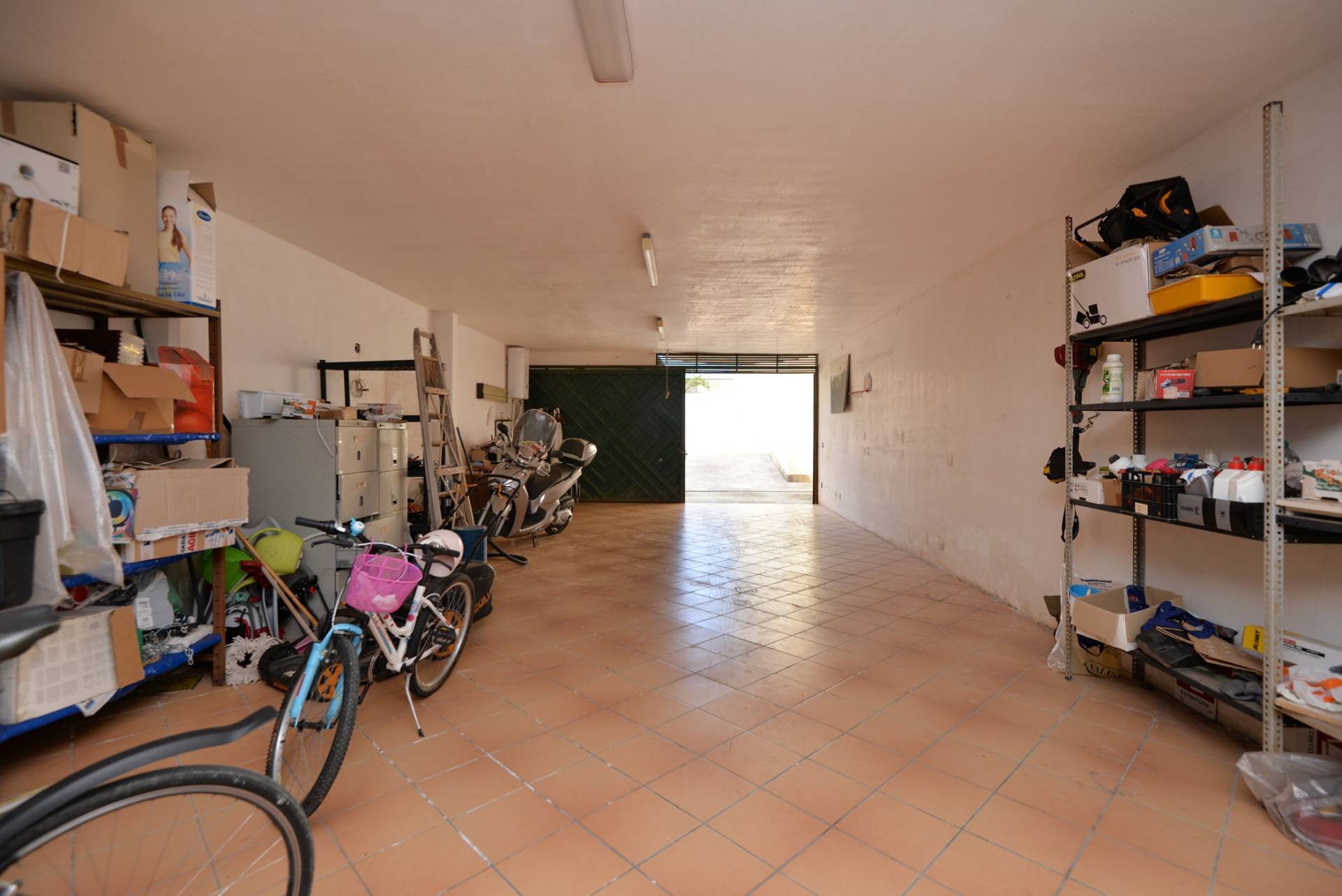 Lecce, Lecce, 73100, IT, 7 Bedrooms Bedrooms, ,6 BathroomsBathrooms,Residential,For Sale,1848251