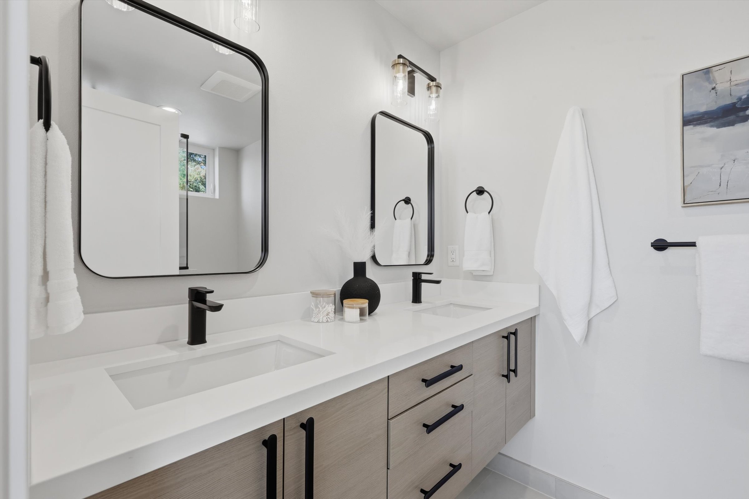  4233 S Bradford St, Seattle, WA 98118 - 物件實景