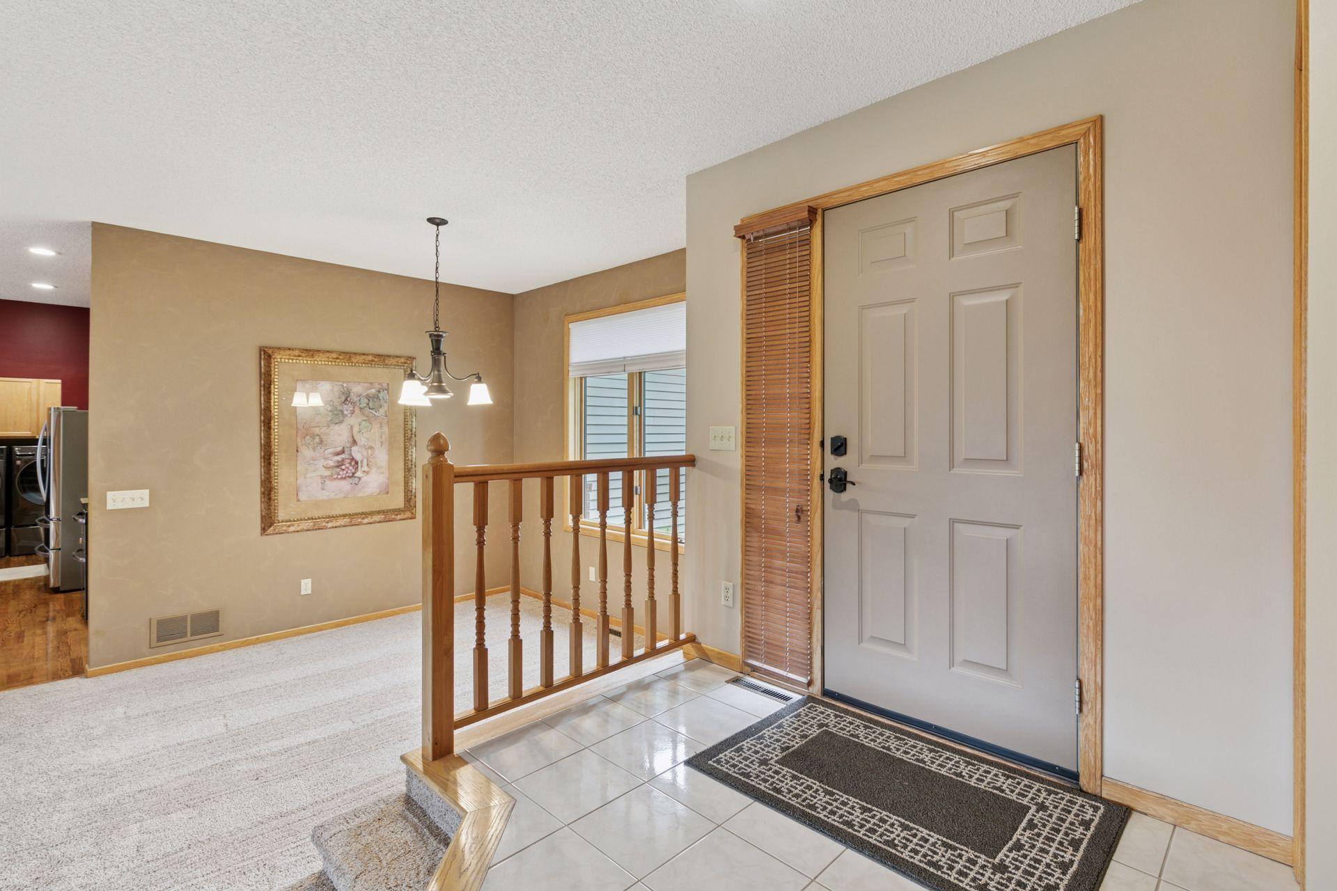 Lakeville, Minnesota, 55044, United States, 4 Bedrooms Bedrooms, ,1 BathroomBathrooms,Residential,For Sale,1867089