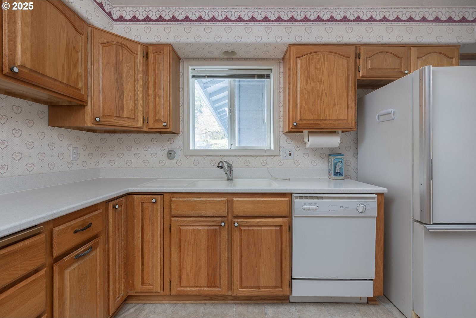 Toledo, Oregon, 97391, United States, 6 Bedrooms Bedrooms, ,4 BathroomsBathrooms,Residential,For Sale,1722214