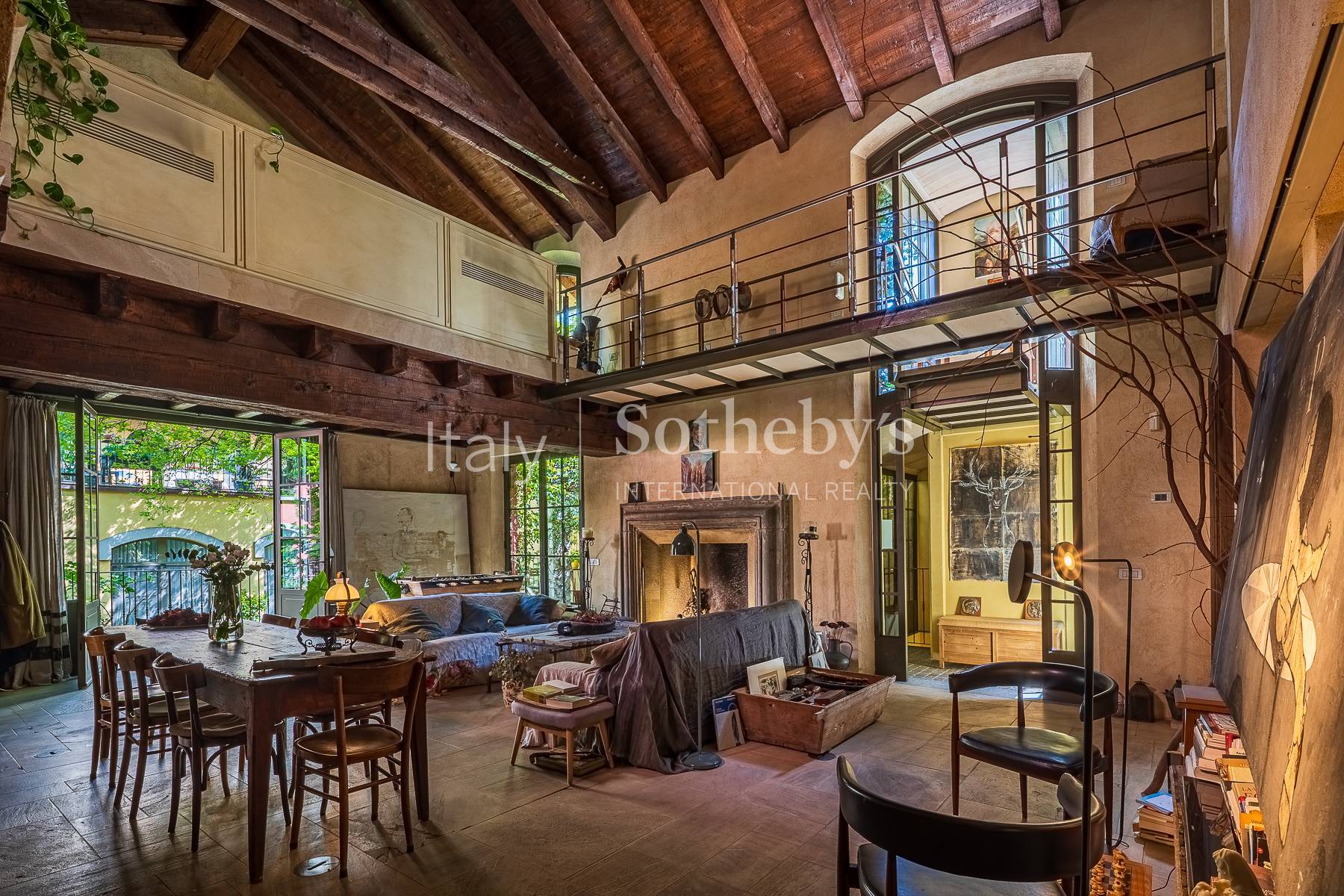  A refined residence in a private setting - 物件實景