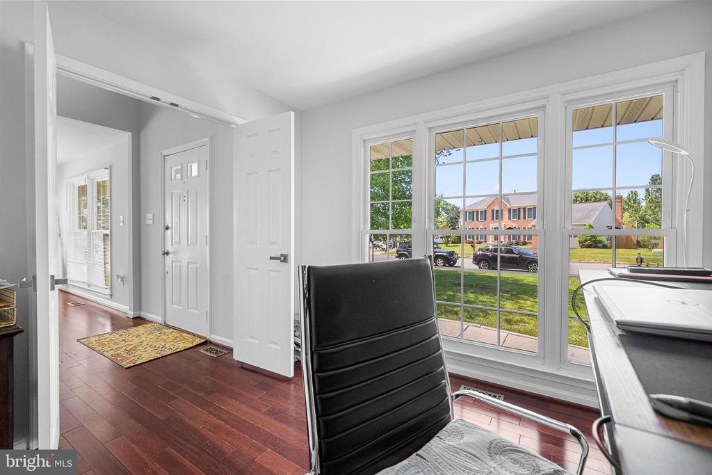 Gainesville, Virginia, 20155, United States, 4 Bedrooms Bedrooms, ,3 BathroomsBathrooms,Residential,For Sale,2049093
