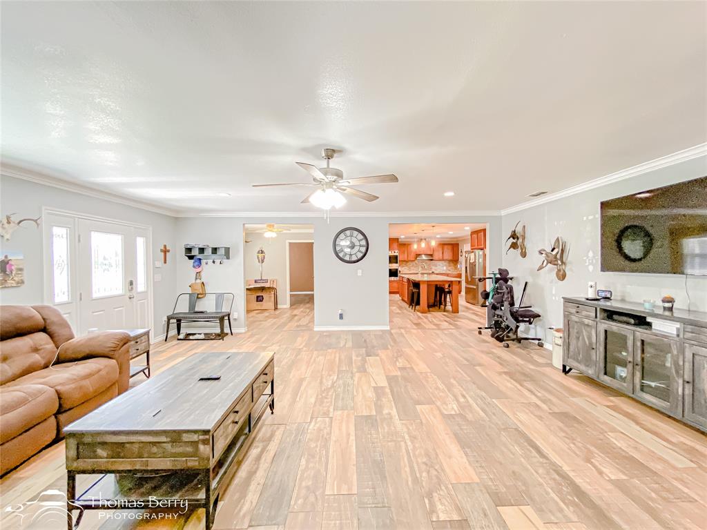 Clyde, Texas, 79510, United States, 3 Bedrooms Bedrooms, ,2 BathroomsBathrooms,Residential,For Sale,1898763