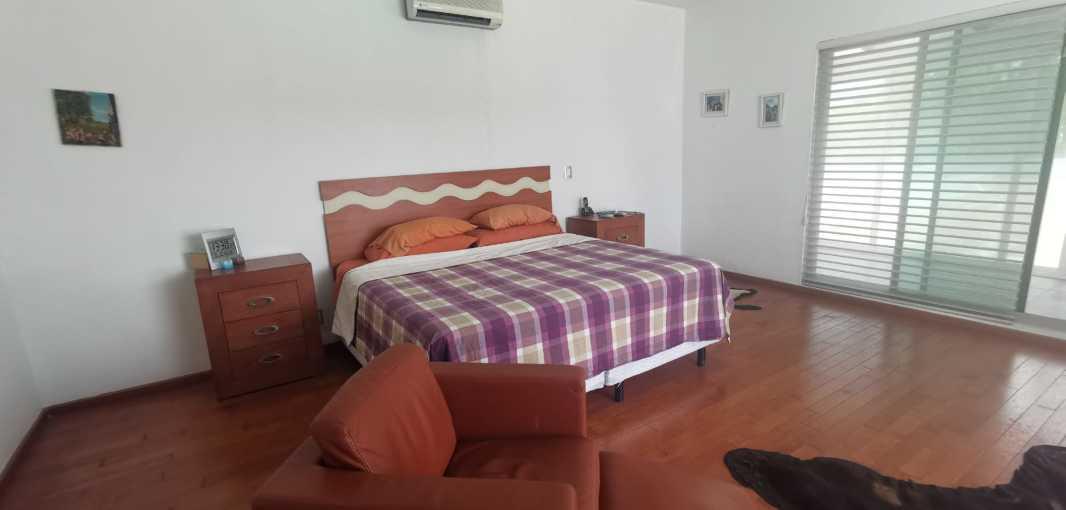 Nogales, Corregidora, Querétaro, 76904, Mexico, 4 Bedrooms Bedrooms, ,8 BathroomsBathrooms,Residential,For Sale,Nogales,1621493