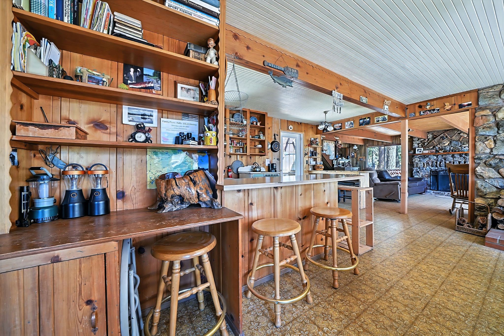  A Rare Opportunity to Own One of Silver Lake’s Best-Located Cabins - 物件實景