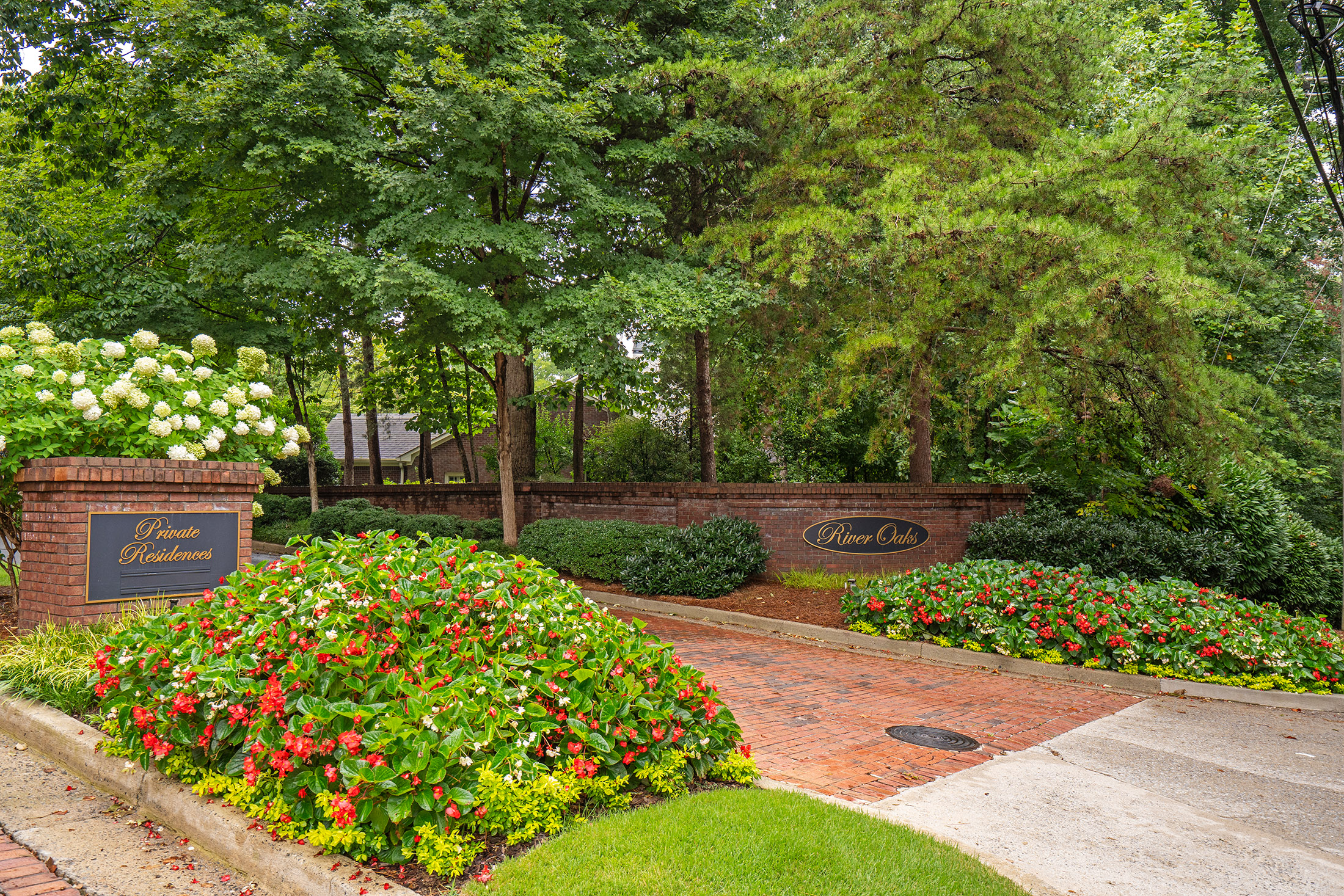  Special Townhome Tucked in a Quiet Sandy Springs Community - 物件實景