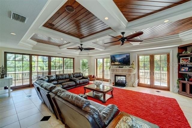 CLEARWATER BEACH, Florida, 33767, United States, 5 Bedrooms Bedrooms, ,6 BathroomsBathrooms,Residential,For Sale,1977061