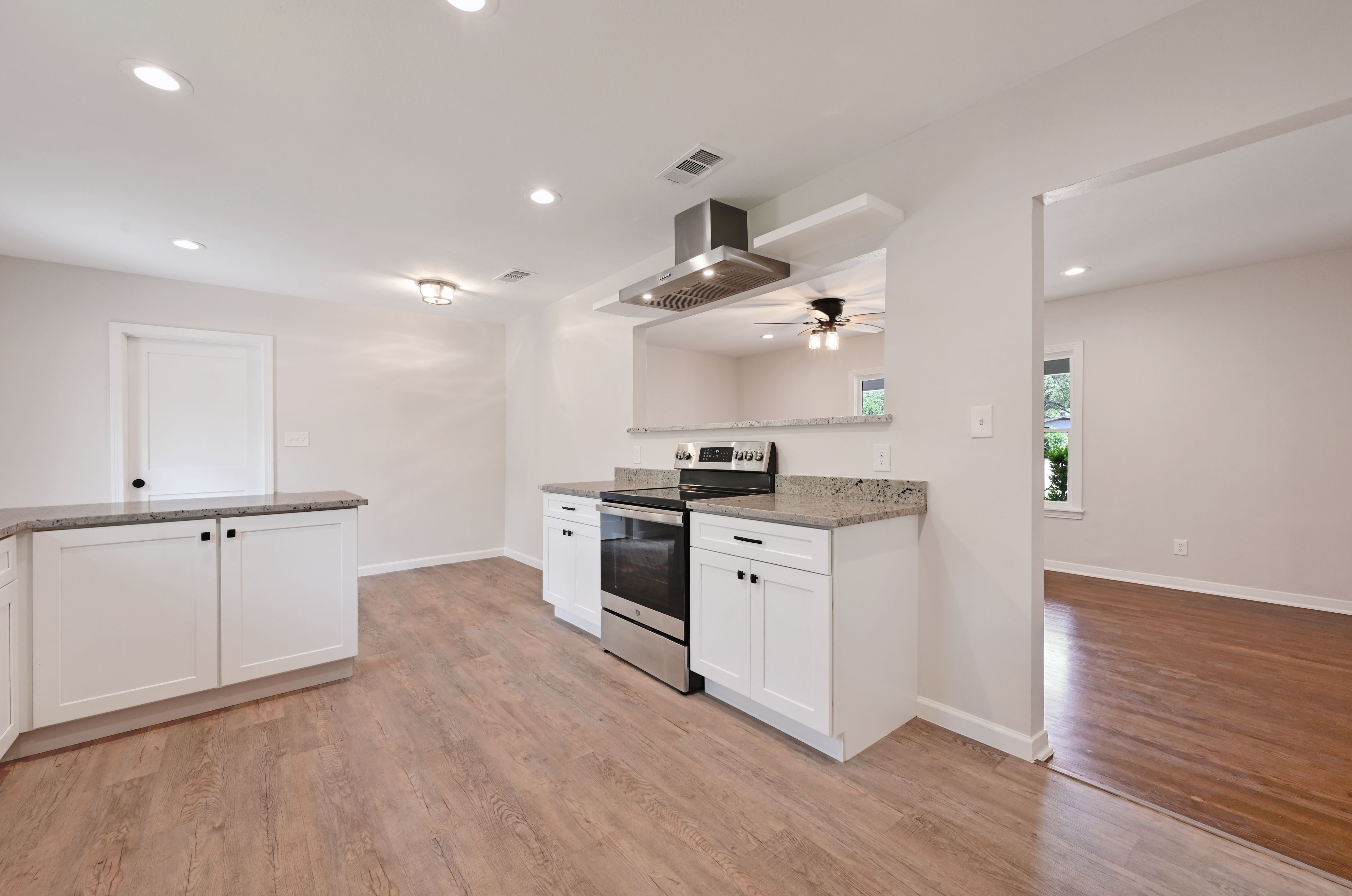  Tranquil Street in South Austin - 物件實景