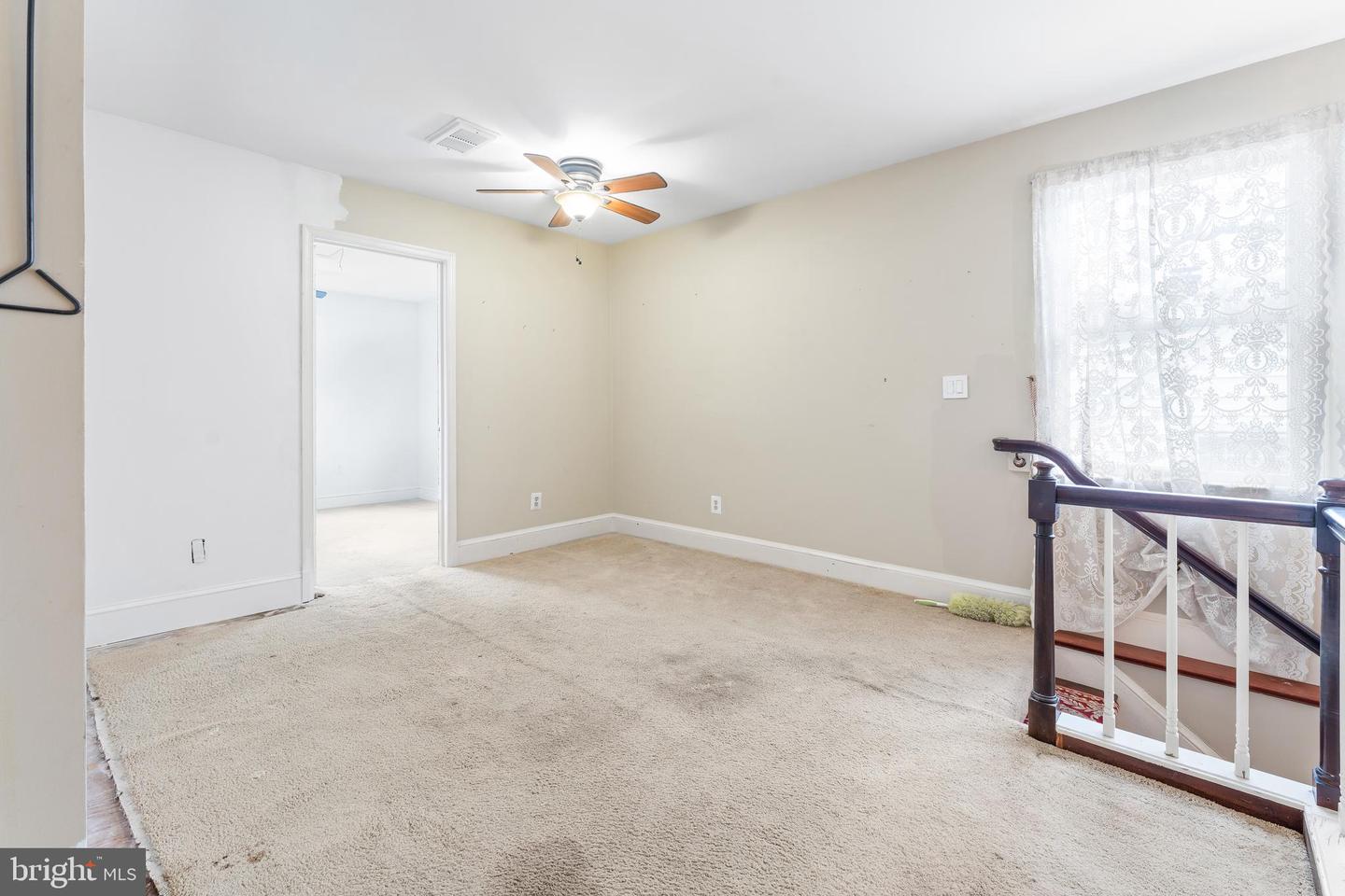 Hyattsville, Maryland, 20781, United States, 3 Bedrooms Bedrooms, ,1 BathroomBathrooms,Residential,For Sale,1998955