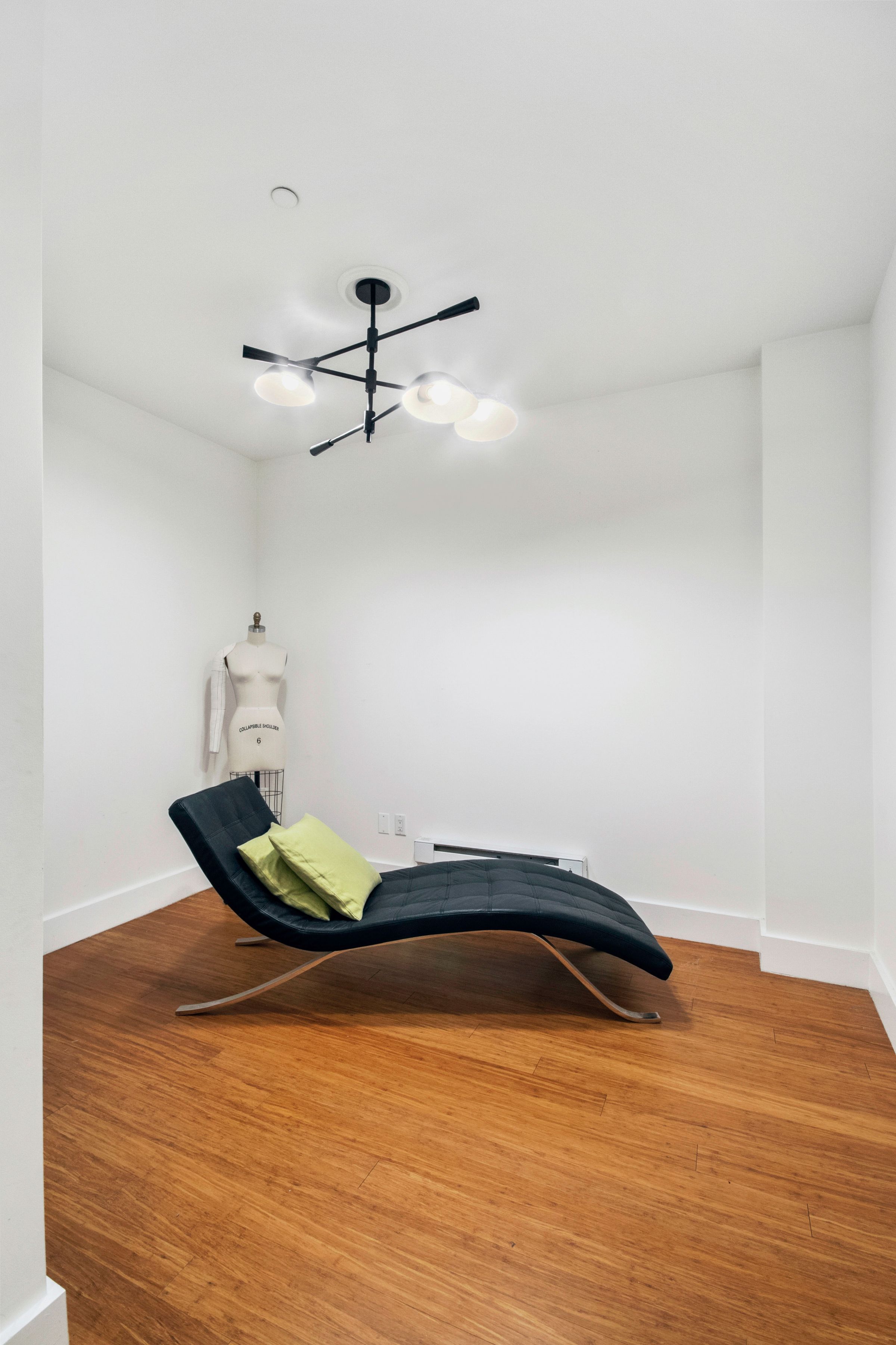  One Bedroom + Home Office Chelsea Condop - 物件實景