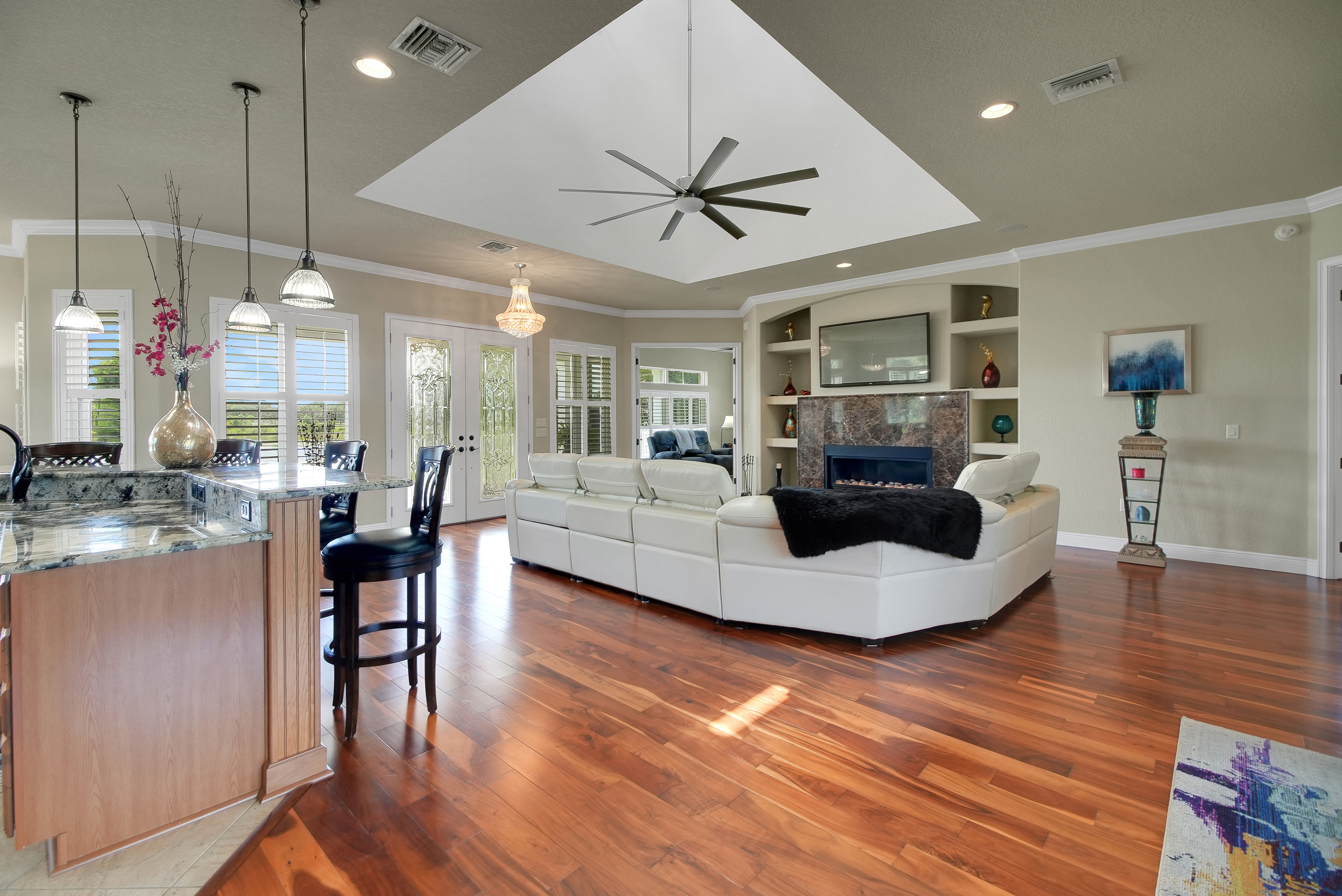 Weirsdale, Florida, 32195, United States, 4 Bedrooms Bedrooms, ,3 BathroomsBathrooms,Residential,For Sale,1900688