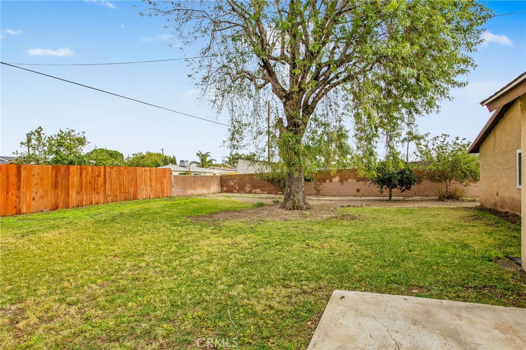 Fontana, California, 92336, United States, 4 Bedrooms Bedrooms, ,1 BathroomBathrooms,Residential,For Sale,2008784