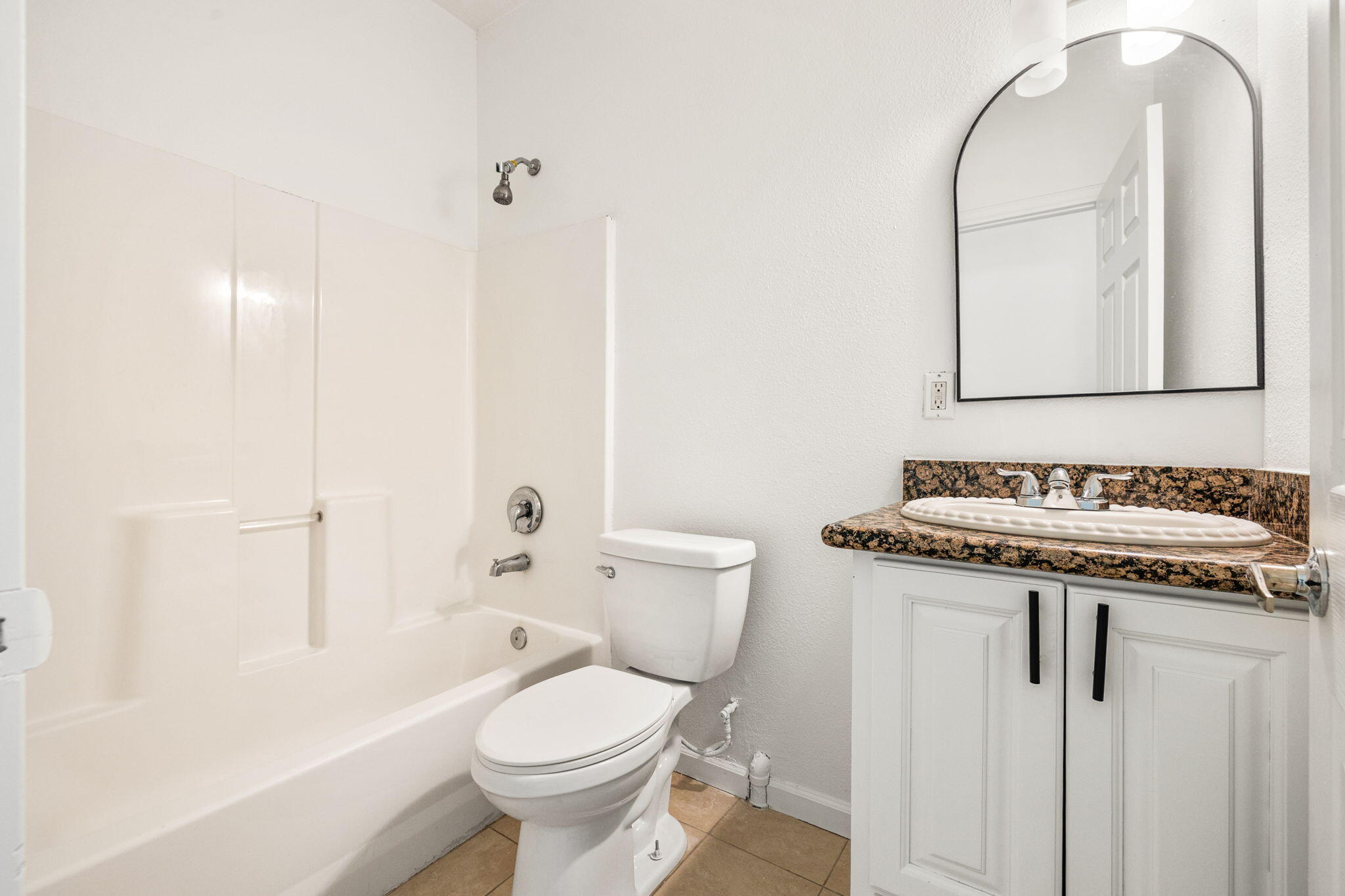 Desert Hot Springs, California, 92241, United States, 4 Bedrooms Bedrooms, ,3 BathroomsBathrooms,Residential,For Sale,1987511