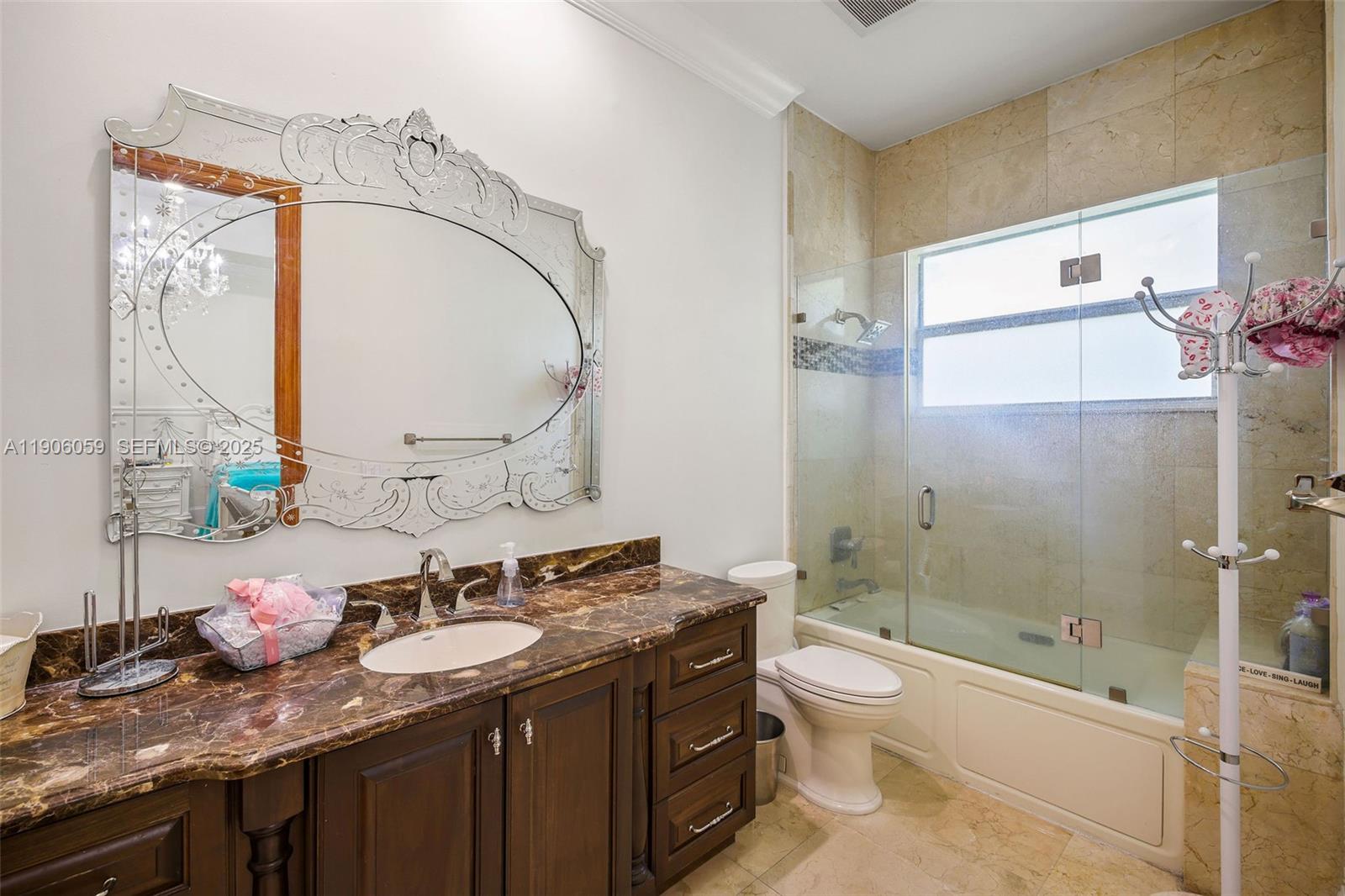 Miami, Florida, 33183, United States, 5 Bedrooms Bedrooms, ,5 BathroomsBathrooms,Residential,For Sale,1998373