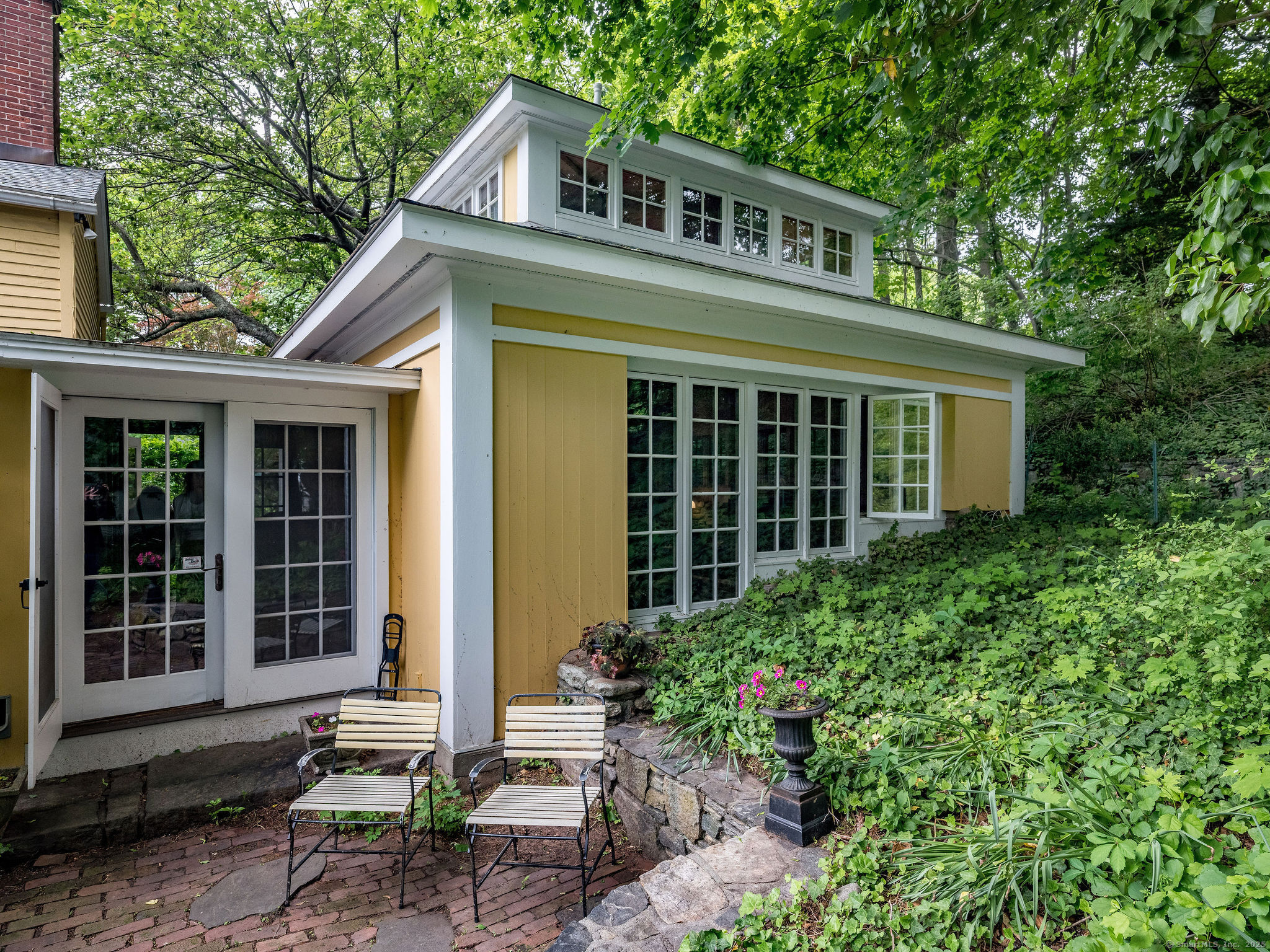 Madison, Connecticut, 06443, United States, 5 Bedrooms Bedrooms, ,4 BathroomsBathrooms,Residential,For Sale,1838358