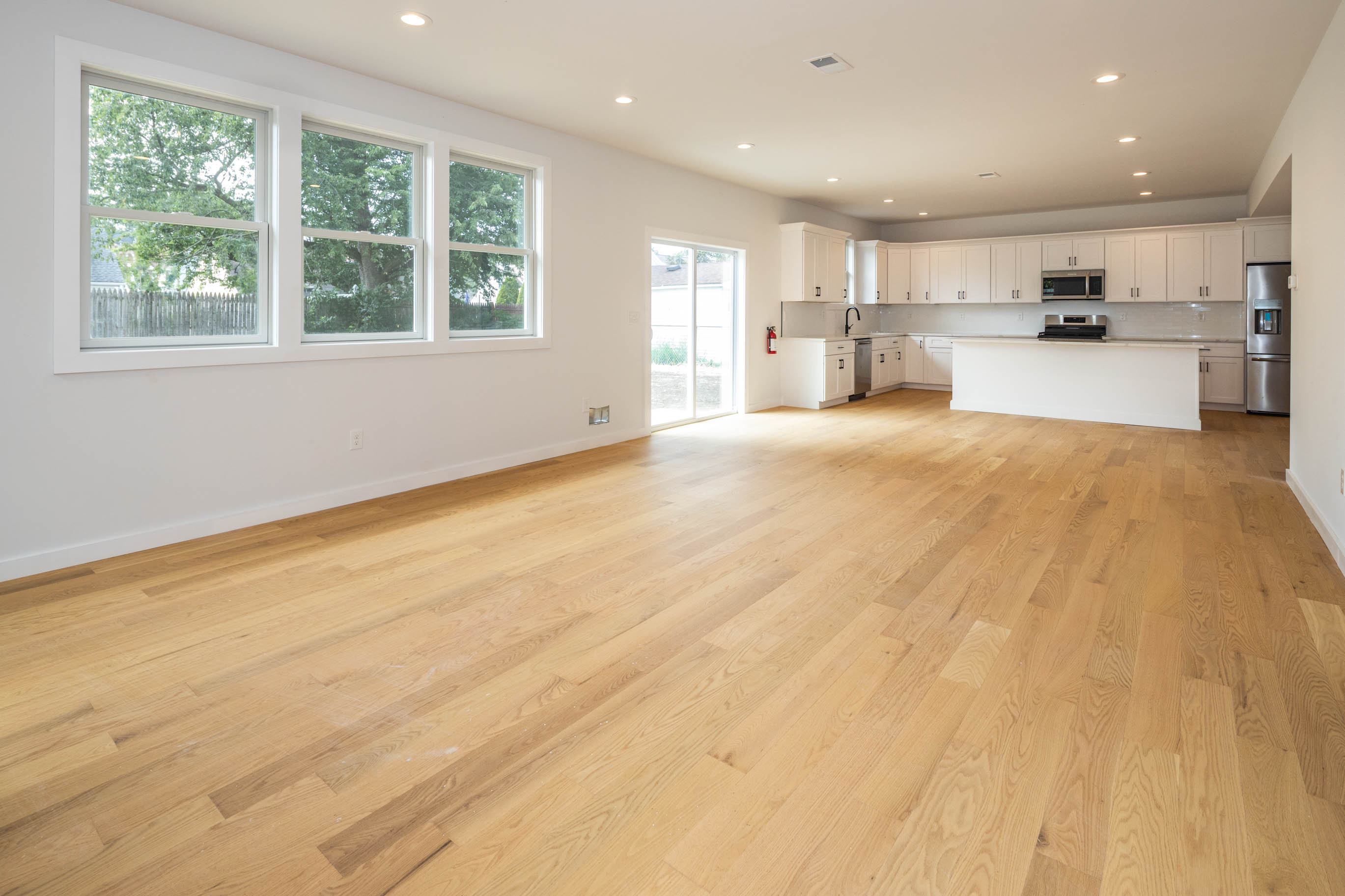 Edison, New Jersey, 08817, United States, 5 Bedrooms Bedrooms, ,4 BathroomsBathrooms,Residential,For Sale,1943601