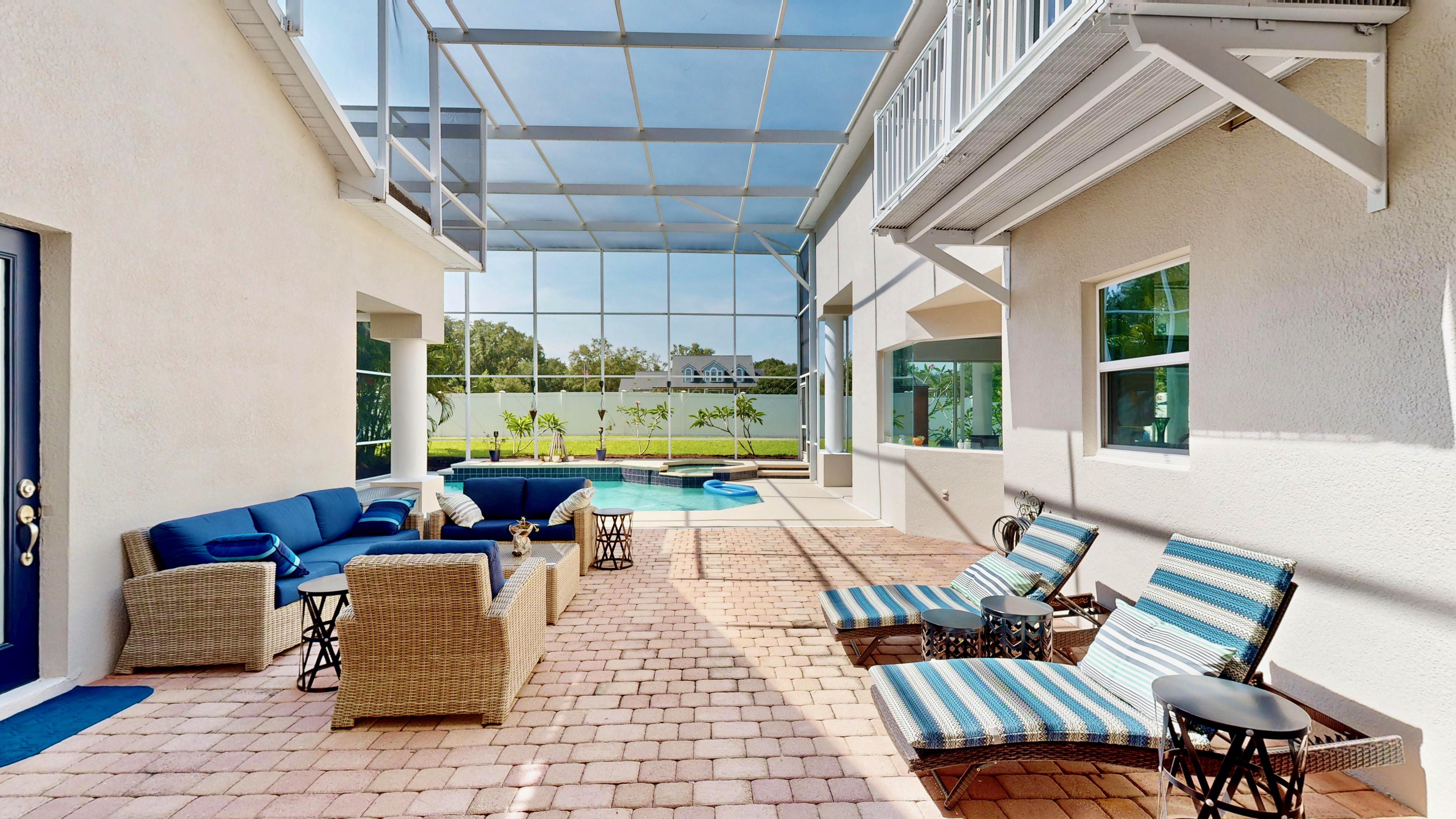 Oakland, Florida, 34760, United States, 4 Bedrooms Bedrooms, ,3 BathroomsBathrooms,Residential,For Sale,1828727