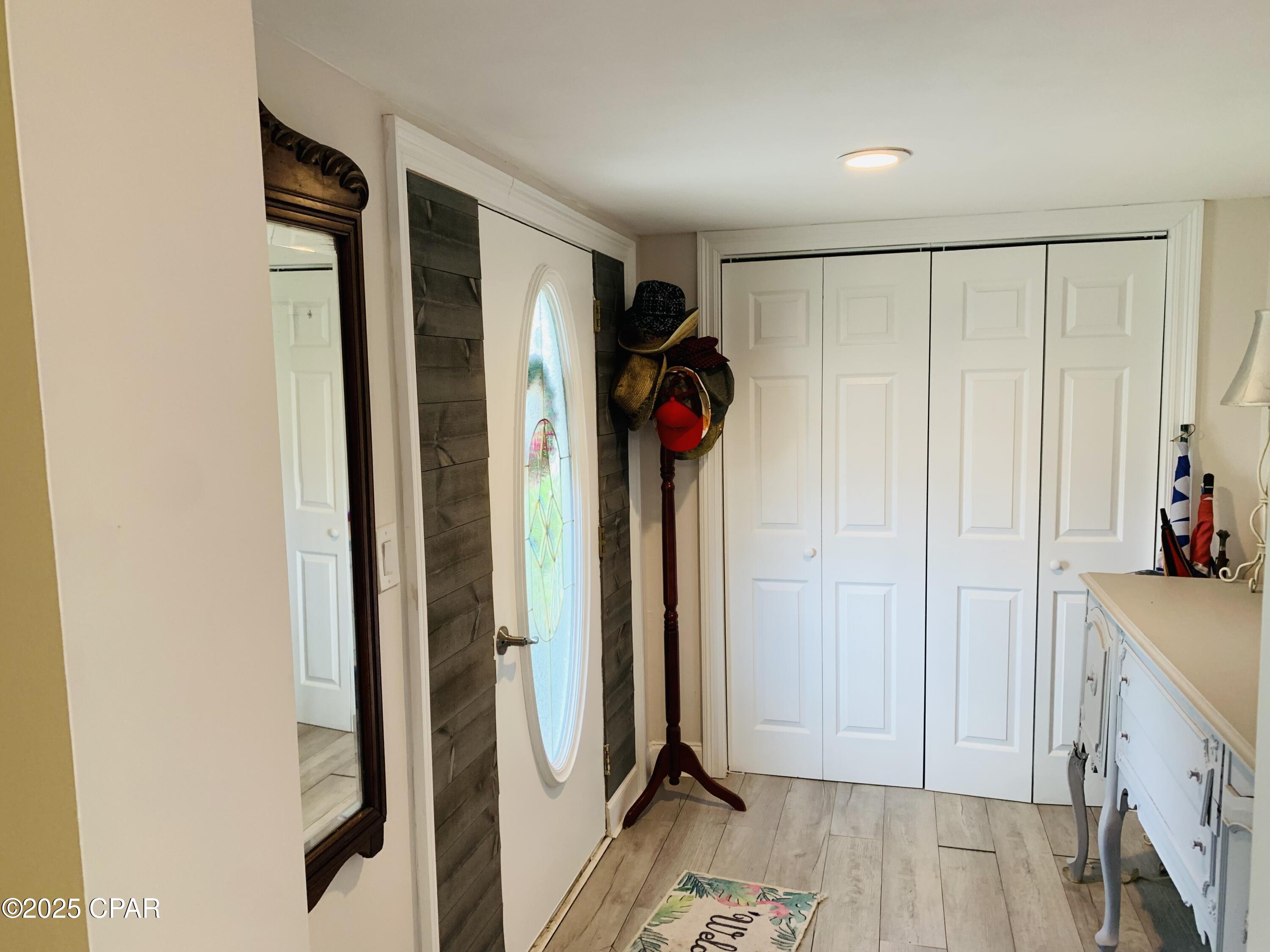 Panama City, Florida, 32404, United States, 3 Bedrooms Bedrooms, ,2 BathroomsBathrooms,Residential,For Sale,1883539