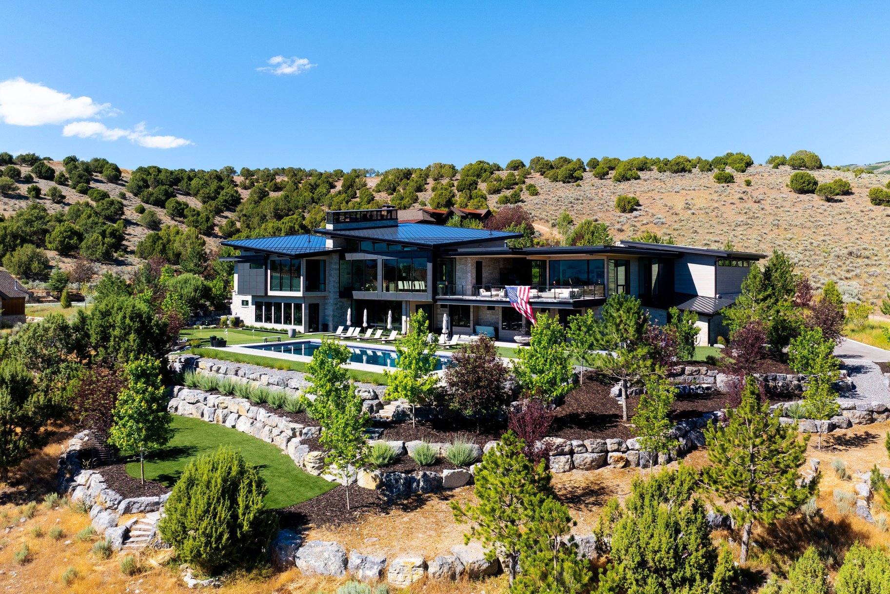  Luxury Lives Here  Architectural Masterpiece with Unmatched Privacy & Views - 物件實景