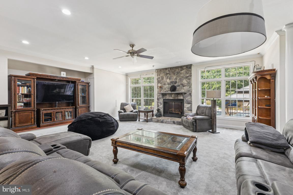 Huntingtown, Maryland, 20639, United States, 6 Bedrooms Bedrooms, ,6 BathroomsBathrooms,Residential,For Sale,1914130