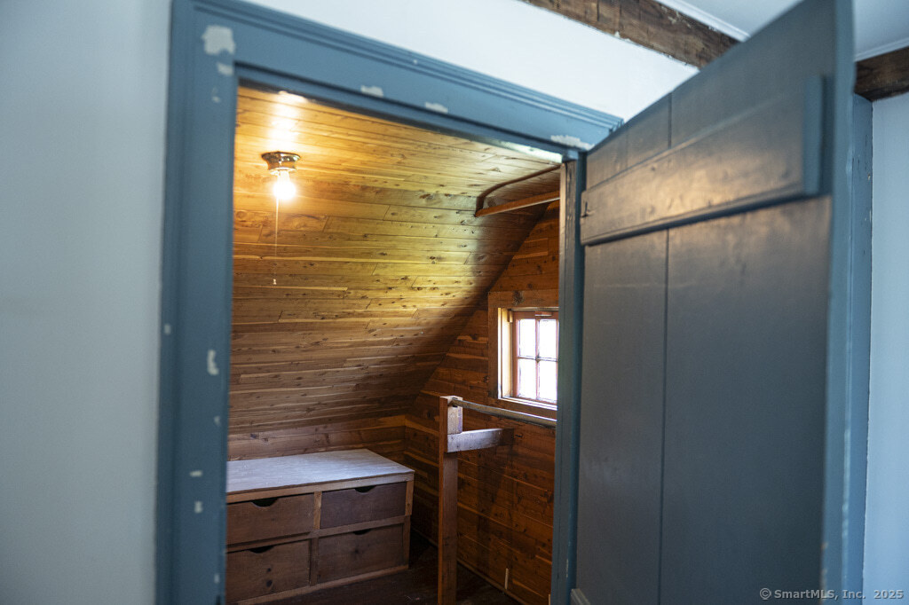 Clinton, Connecticut, 06413, United States, 4 Bedrooms Bedrooms, ,2 BathroomsBathrooms,Residential,For Sale,1998162