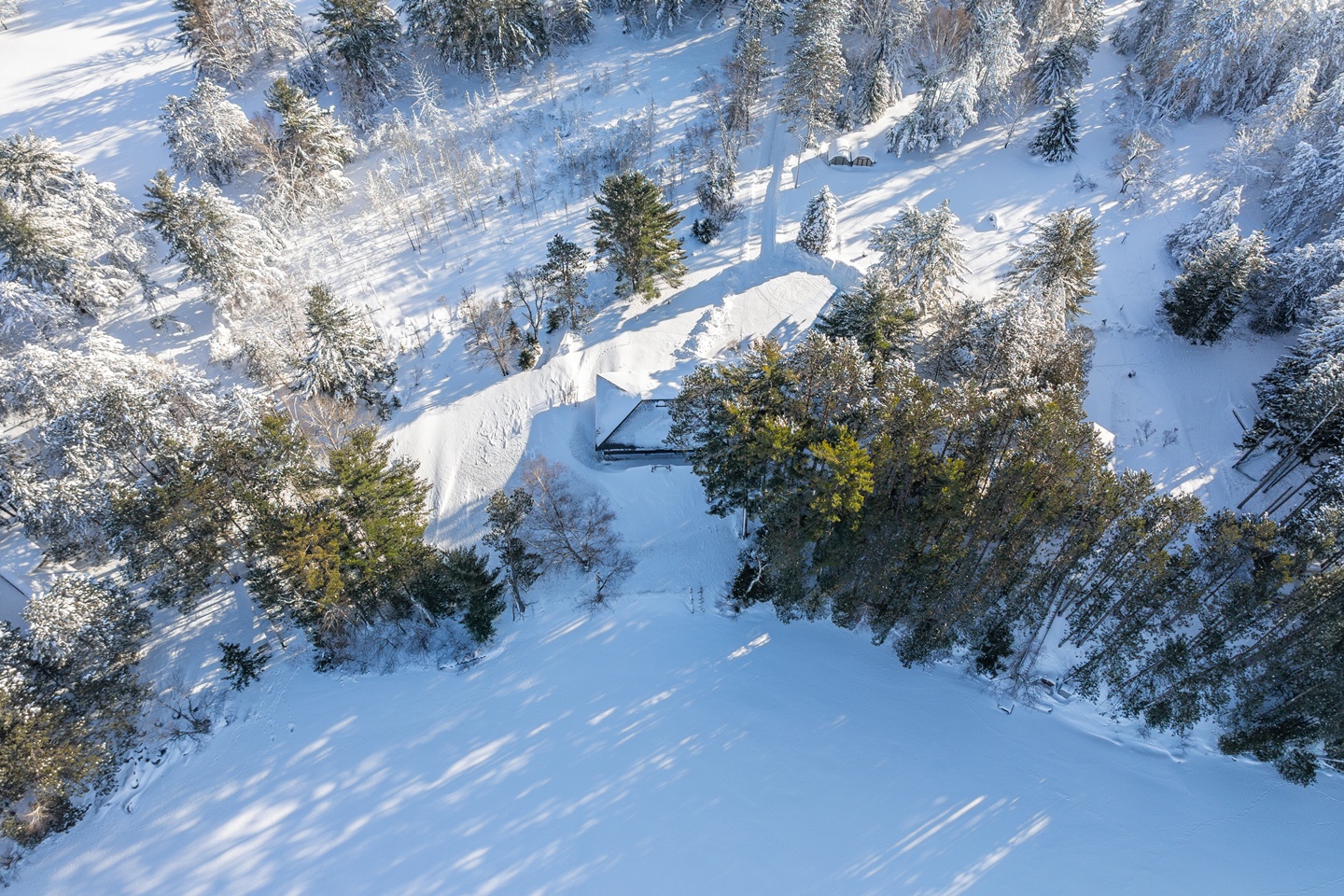 Mercer, Wisconsin, 54547, United States, 3 Bedrooms Bedrooms, ,2 BathroomsBathrooms,Residential,For Sale,2007529