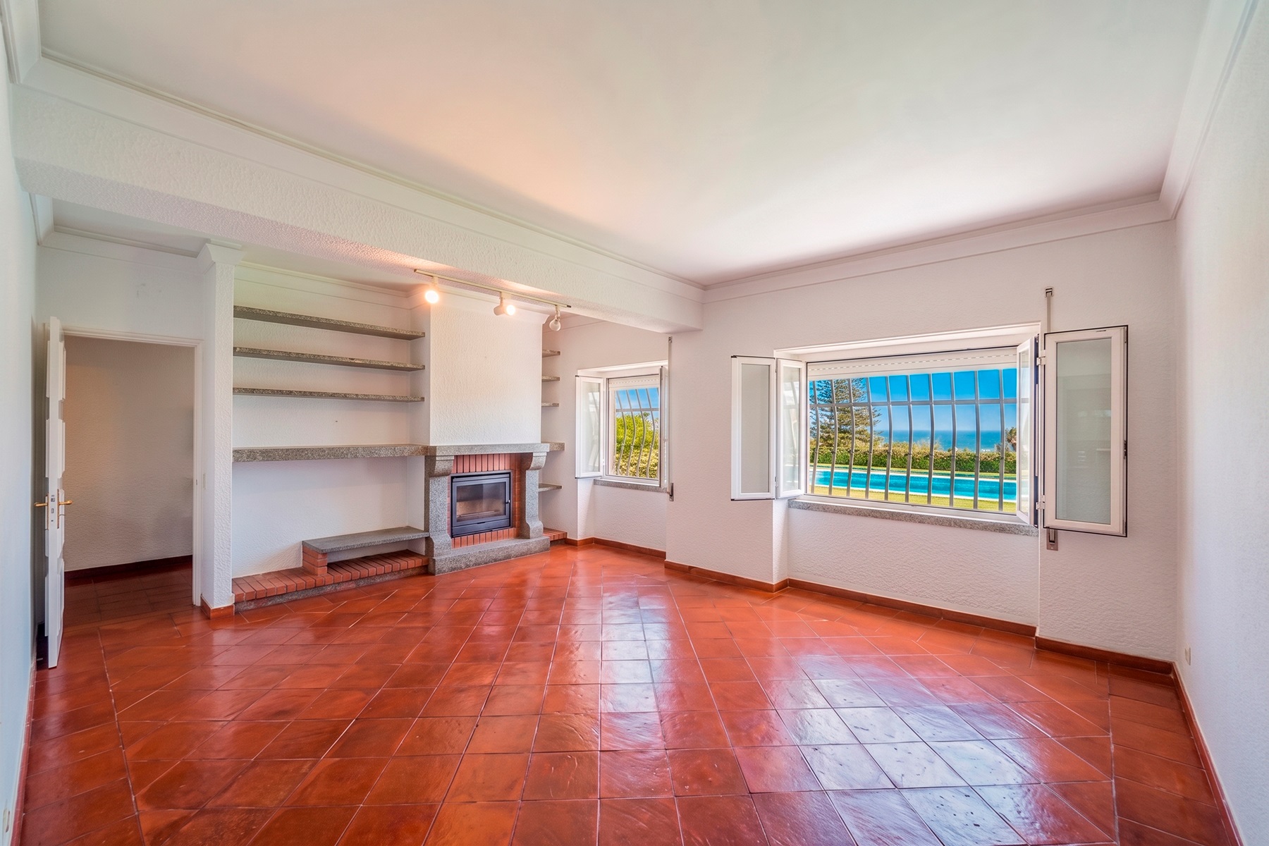  Detached house, 6 bedrooms, for Sale - 物件實景