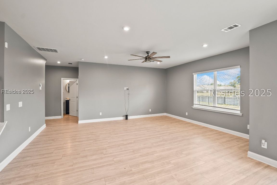 Bluffton, South Carolina, 29909, United States, 5 Bedrooms Bedrooms, ,3 BathroomsBathrooms,Residential,For Sale,1961218