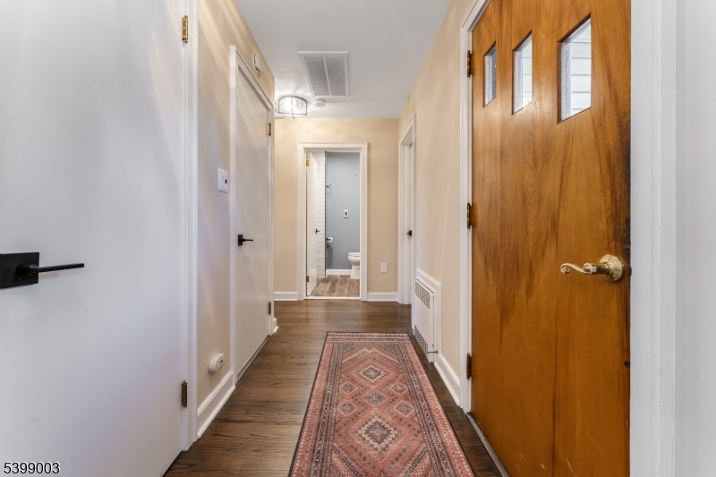 Boonton, New Jersey, 07005, United States, 3 Bedrooms Bedrooms, ,2 BathroomsBathrooms,Residential,For Sale,1998669