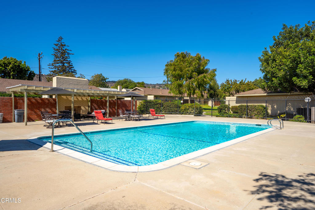Camarillo, California, 93010, United States, 2 Bedrooms Bedrooms, ,2 BathroomsBathrooms,Residential,For Sale,1931047