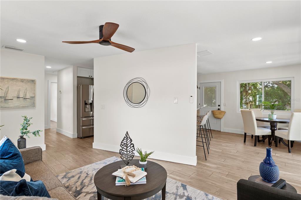 Tampa, Florida, 33635, United States, 3 Bedrooms Bedrooms, ,3 BathroomsBathrooms,Residential,For Sale,1949477