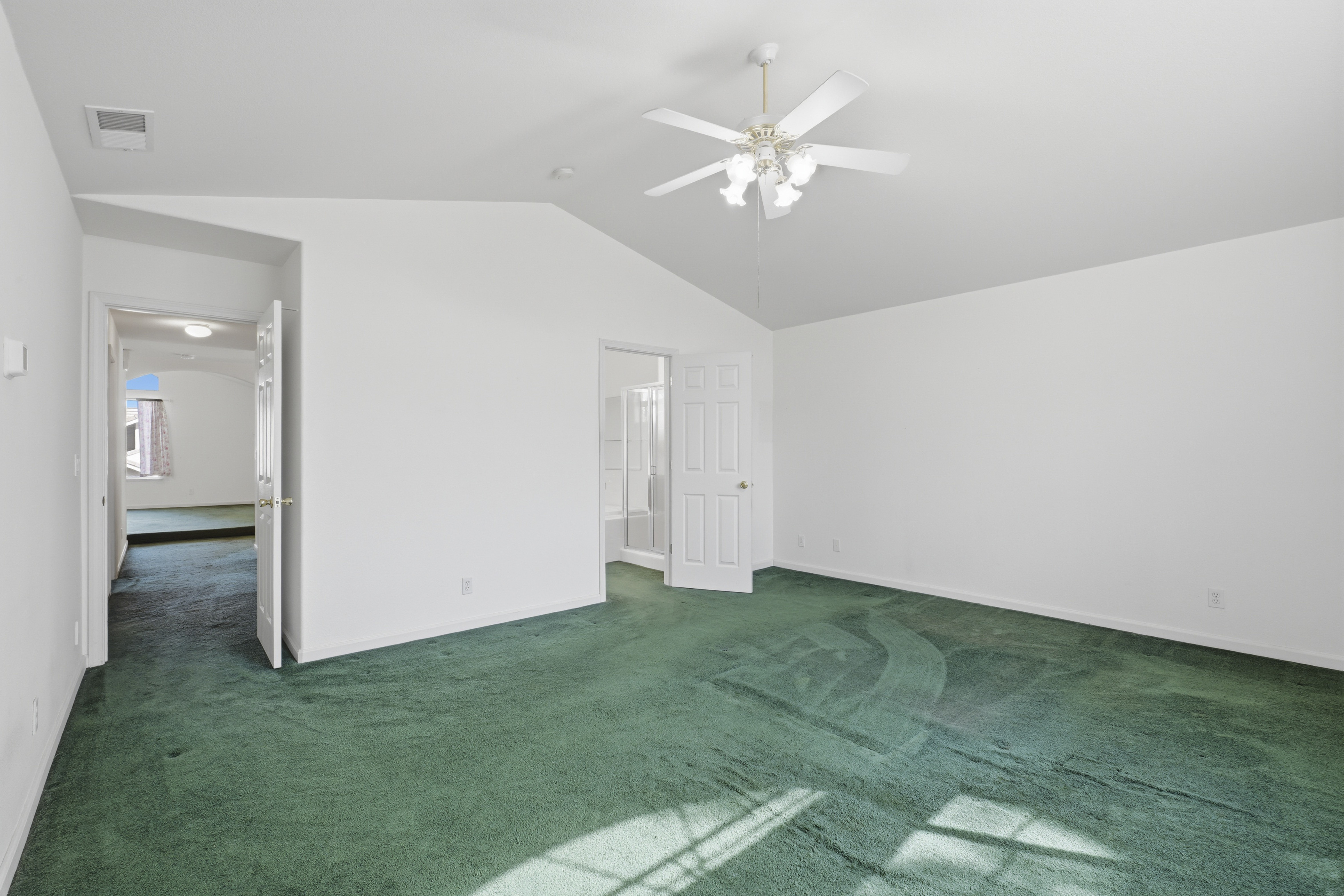  1240 Camino Capistrano, Roseville, CA 95747 - 物件實景