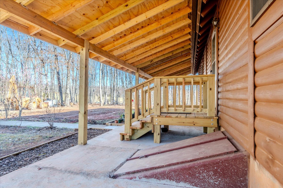 Pamplin, Virginia, 23958, United States, 3 Bedrooms Bedrooms, ,2 BathroomsBathrooms,Residential,For Sale,2007542