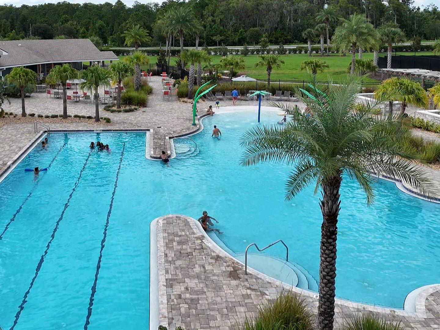 ORLANDO, Florida, 32832, United States, 4 Bedrooms Bedrooms, ,3 BathroomsBathrooms,Residential,For Sale,1980817