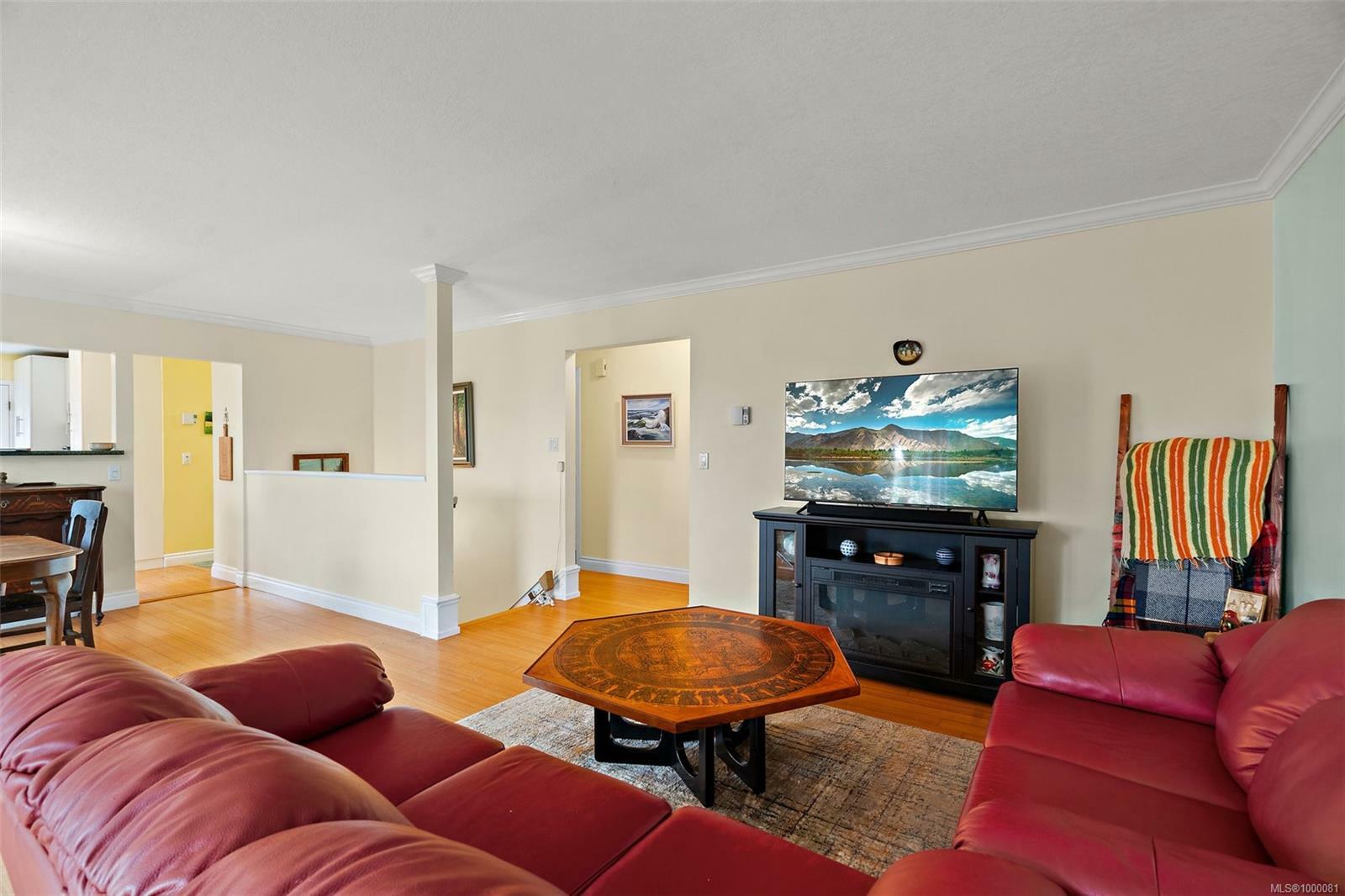 SOOKE, British Columbia, V9Z 0N5, CA, 5 Bedrooms Bedrooms, ,Residential,For Sale,1874592