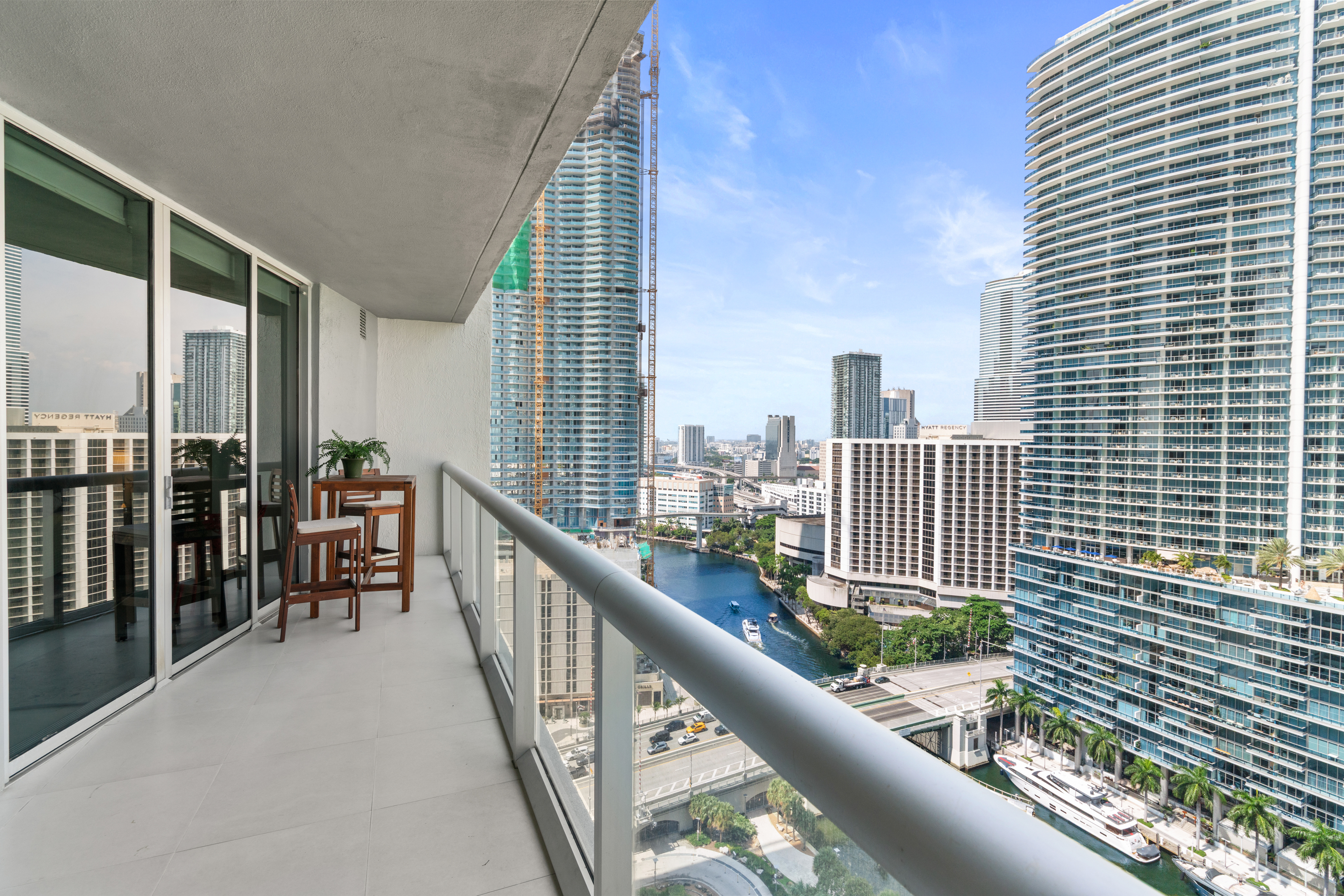  475 Brickell Ave, Miami, FL, 33131 - 物件實景