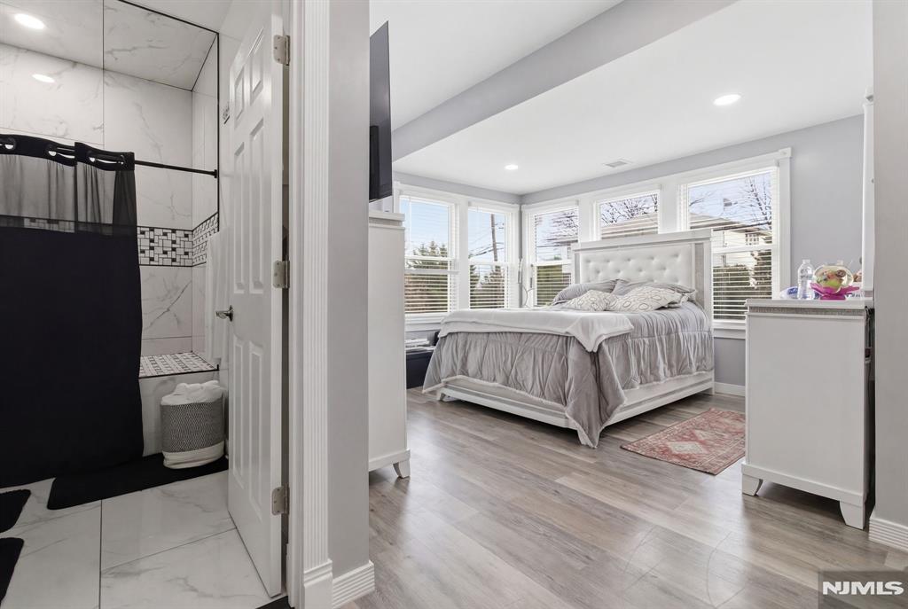 Clifton, New Jersey, 07011, United States, 3 Bedrooms Bedrooms, ,3 BathroomsBathrooms,Residential,For Sale,2028010
