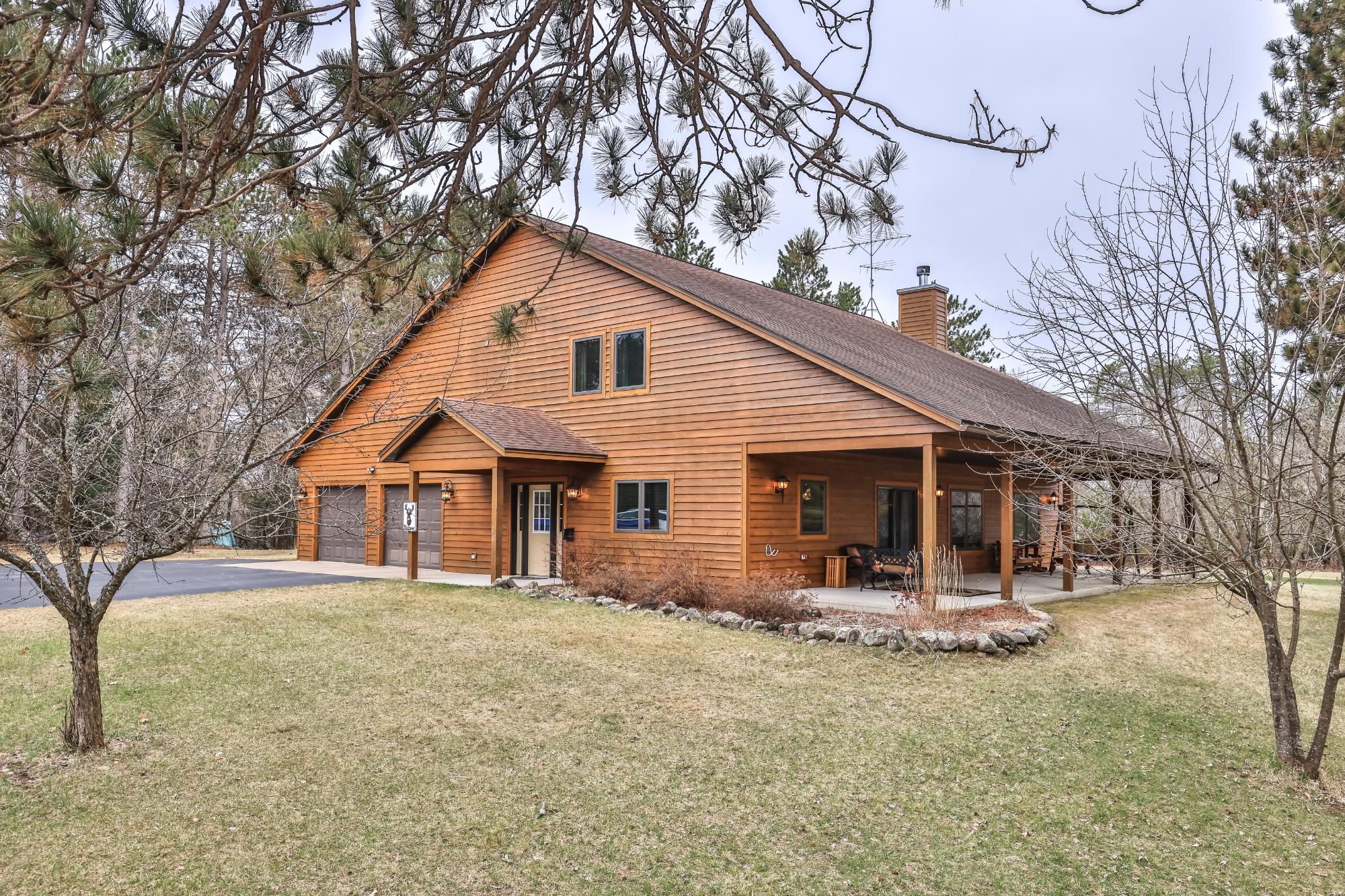 Tomahawk, Wisconsin, 54487, United States, 3 Bedrooms Bedrooms, ,3 BathroomsBathrooms,Residential,For Sale,1798272