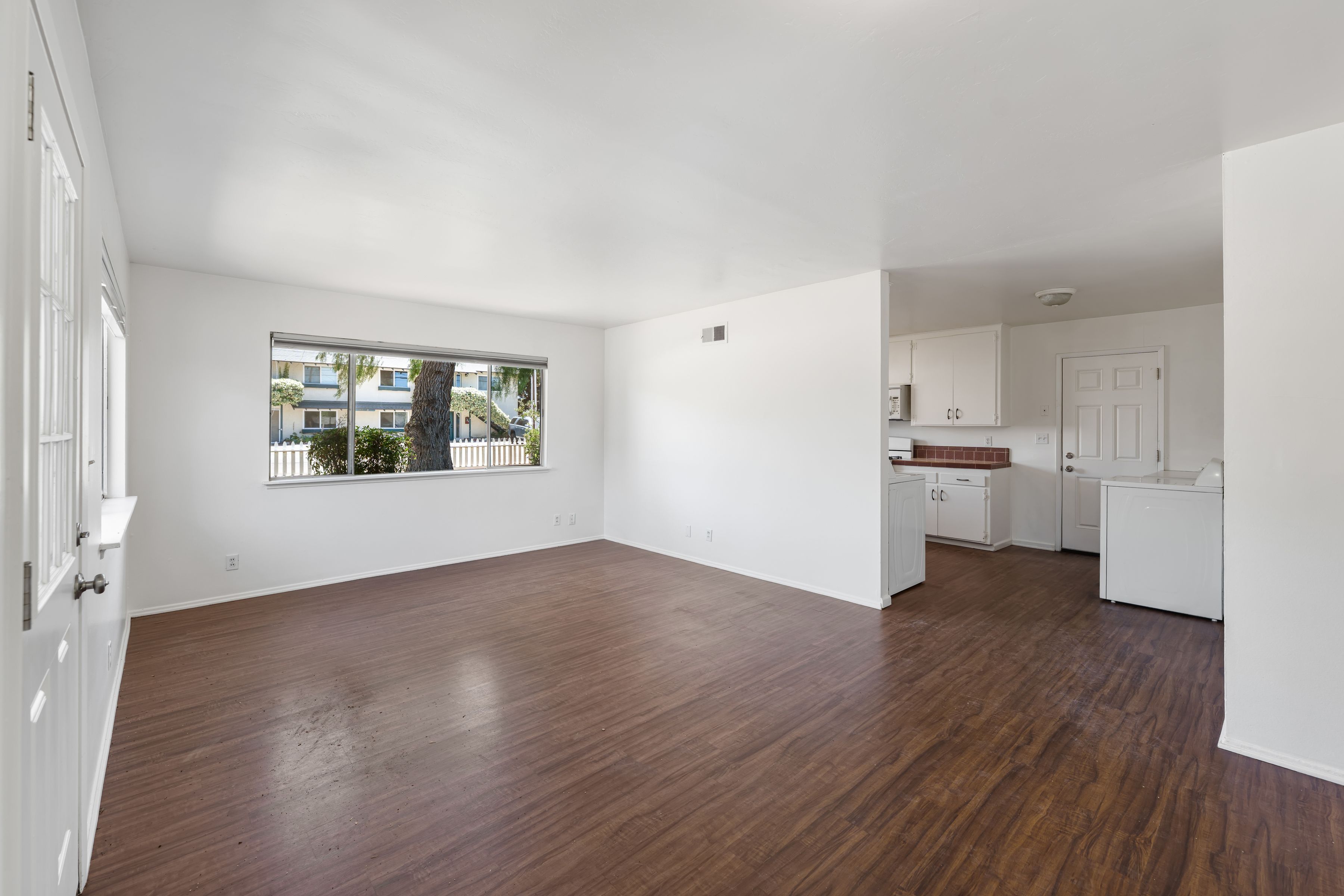  3617 Manzana Street - 物件實景