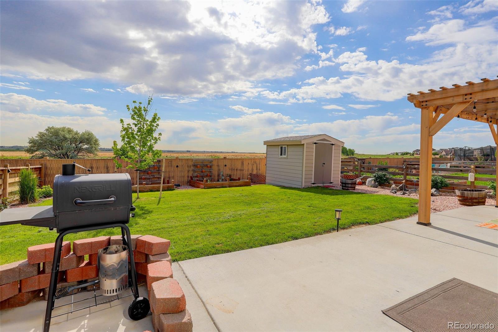Commerce City, Colorado, 80022, United States, 5 Bedrooms Bedrooms, ,3 BathroomsBathrooms,Residential,For Sale,1942001
