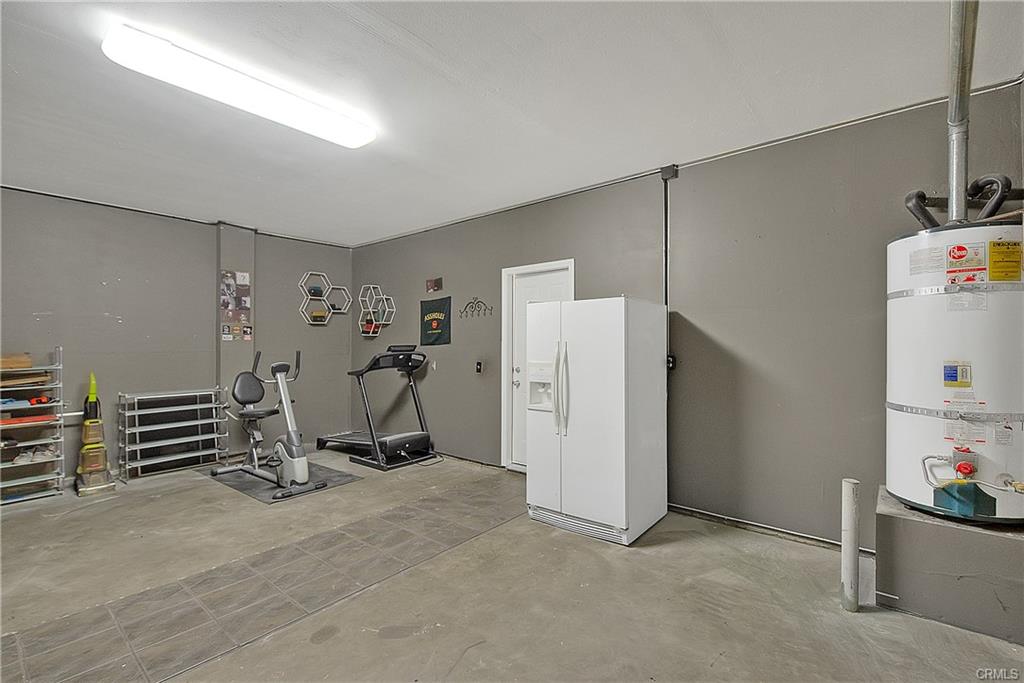 Victorville, California, 92392, United States, 5 Bedrooms Bedrooms, ,3 BathroomsBathrooms,Residential,For Sale,1996162