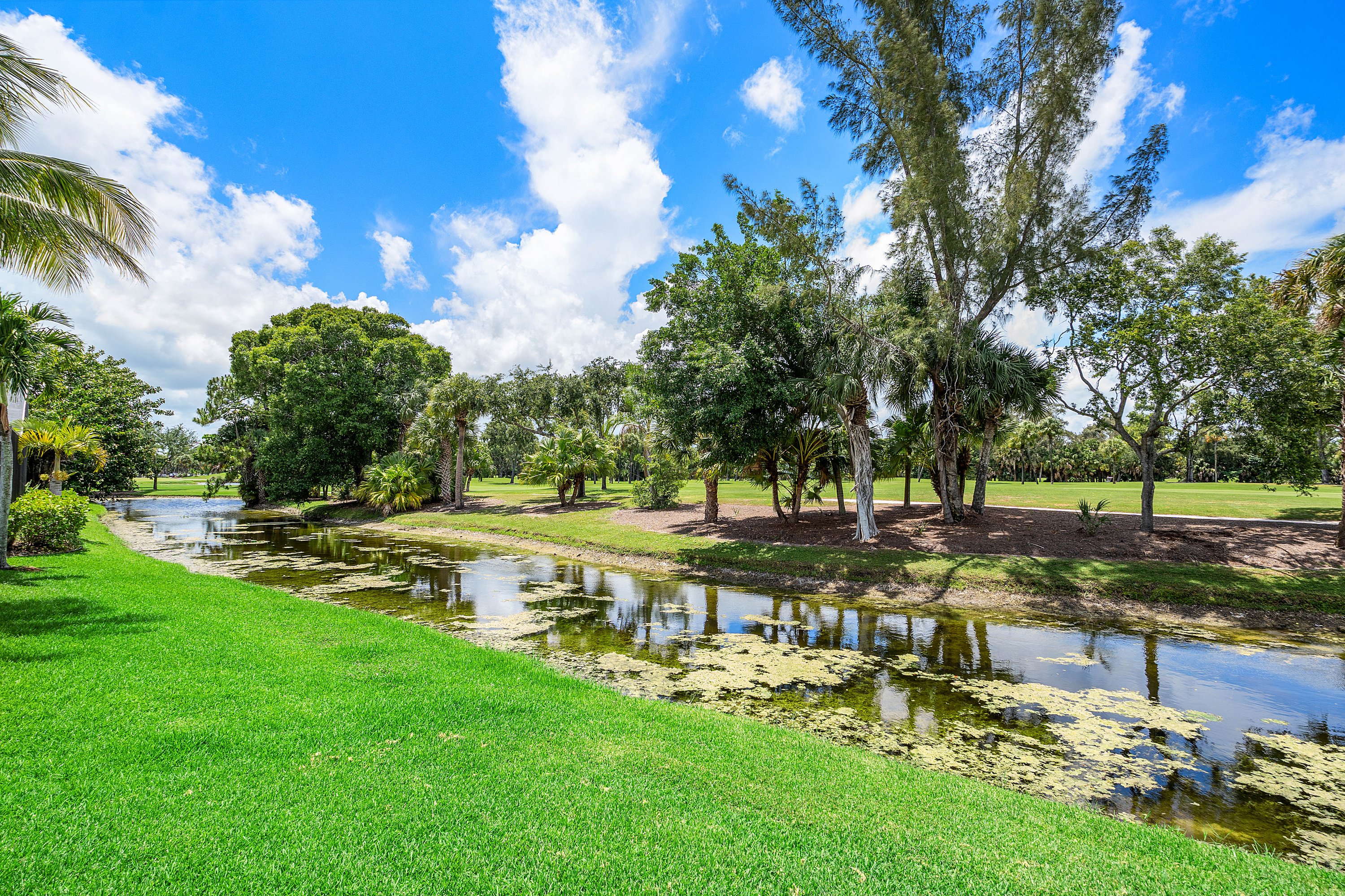  9701 Spray Drive, West Palm Beach, FL, 33411 - 物件實景